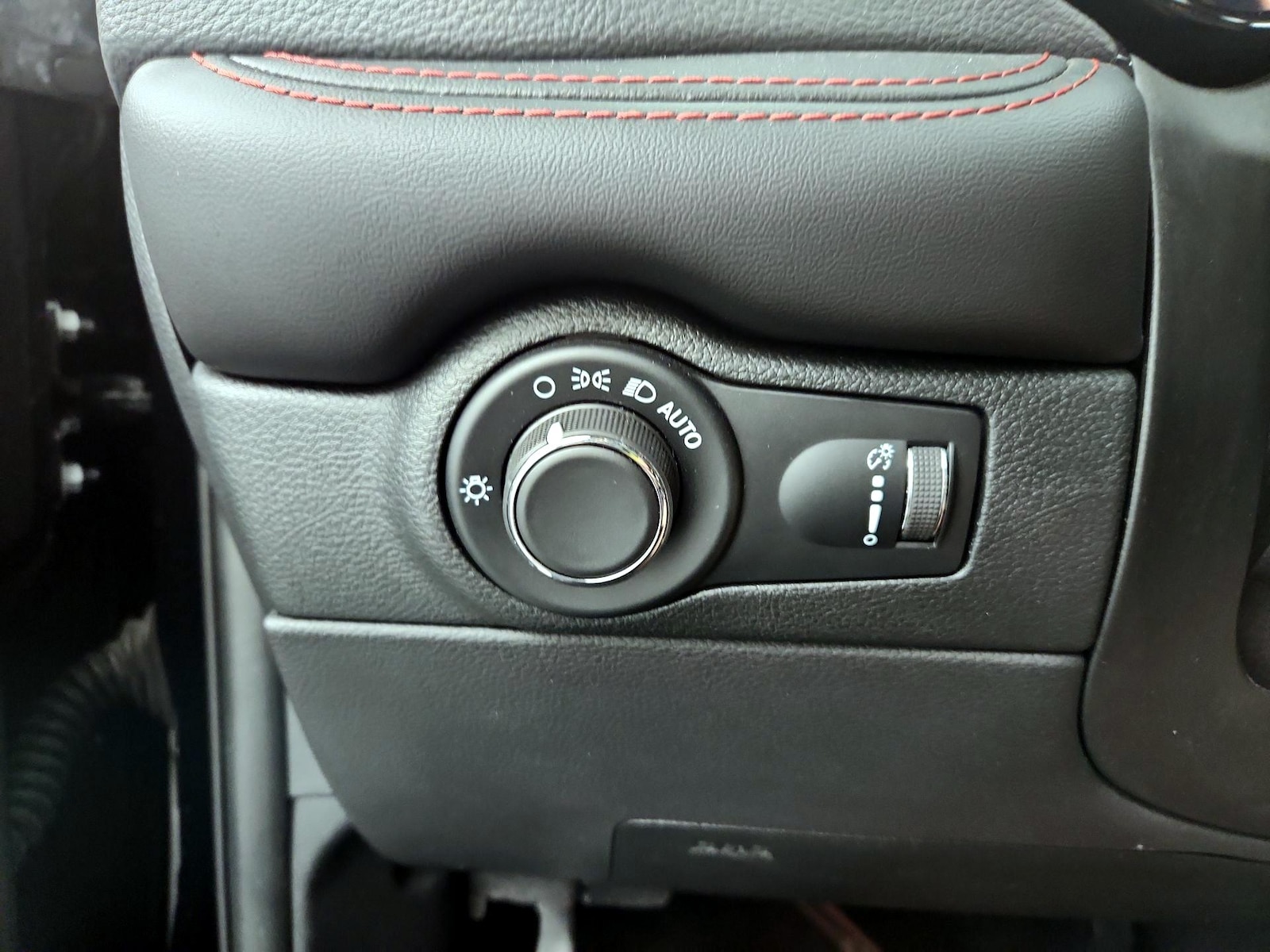 2023 Dodge Durango GT - Photo 14