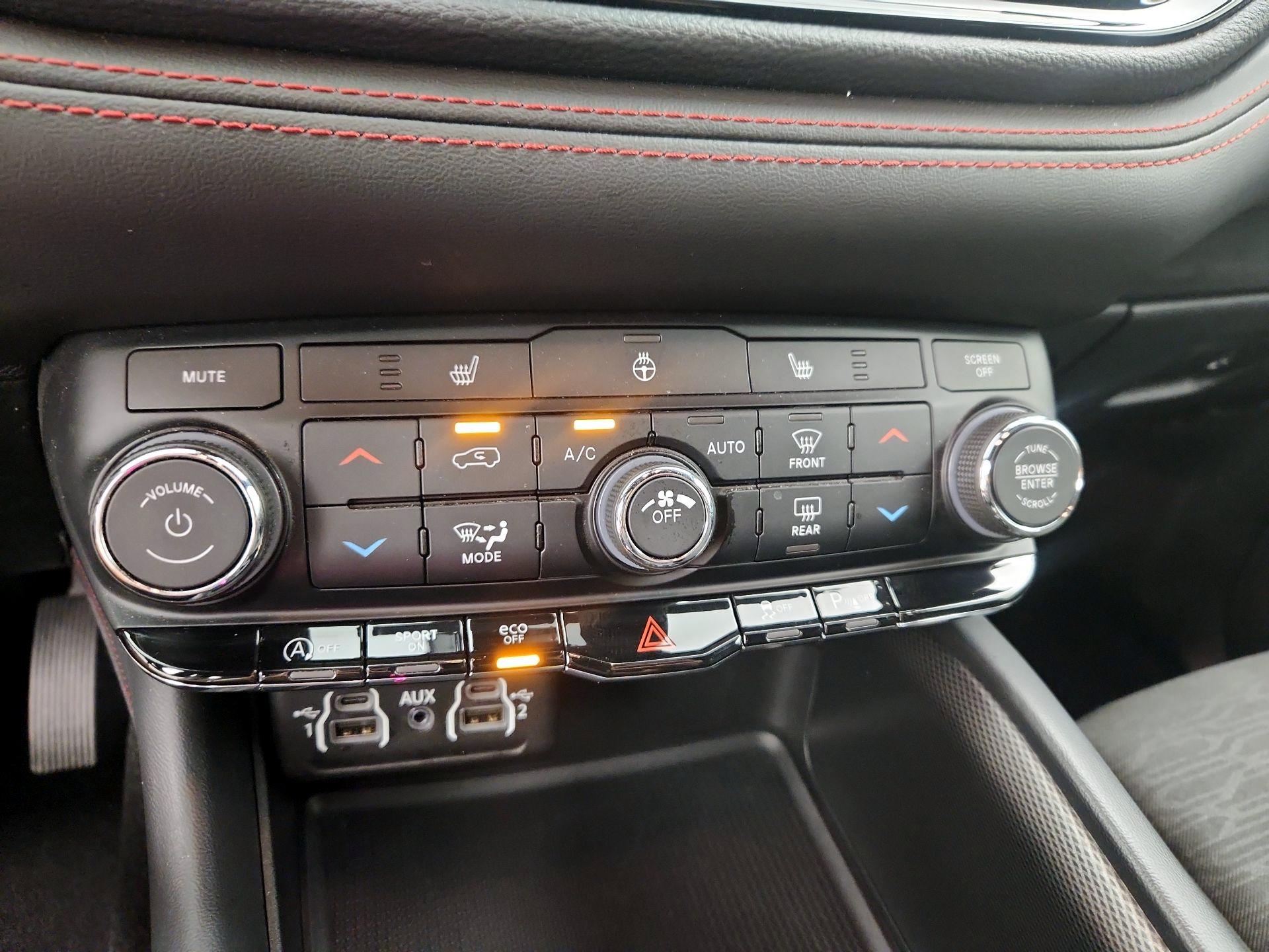 Thumbnail: 2023 Dodge Durango - 17
