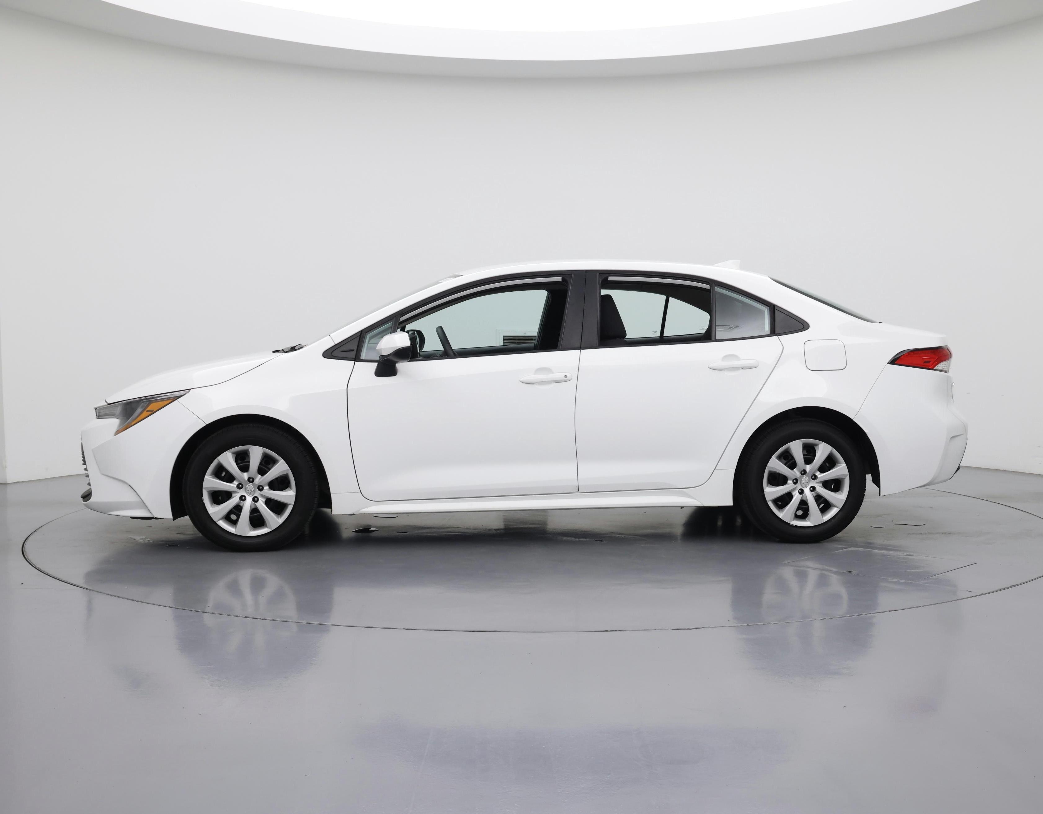Thumbnail: 2024 Toyota Corolla - 3