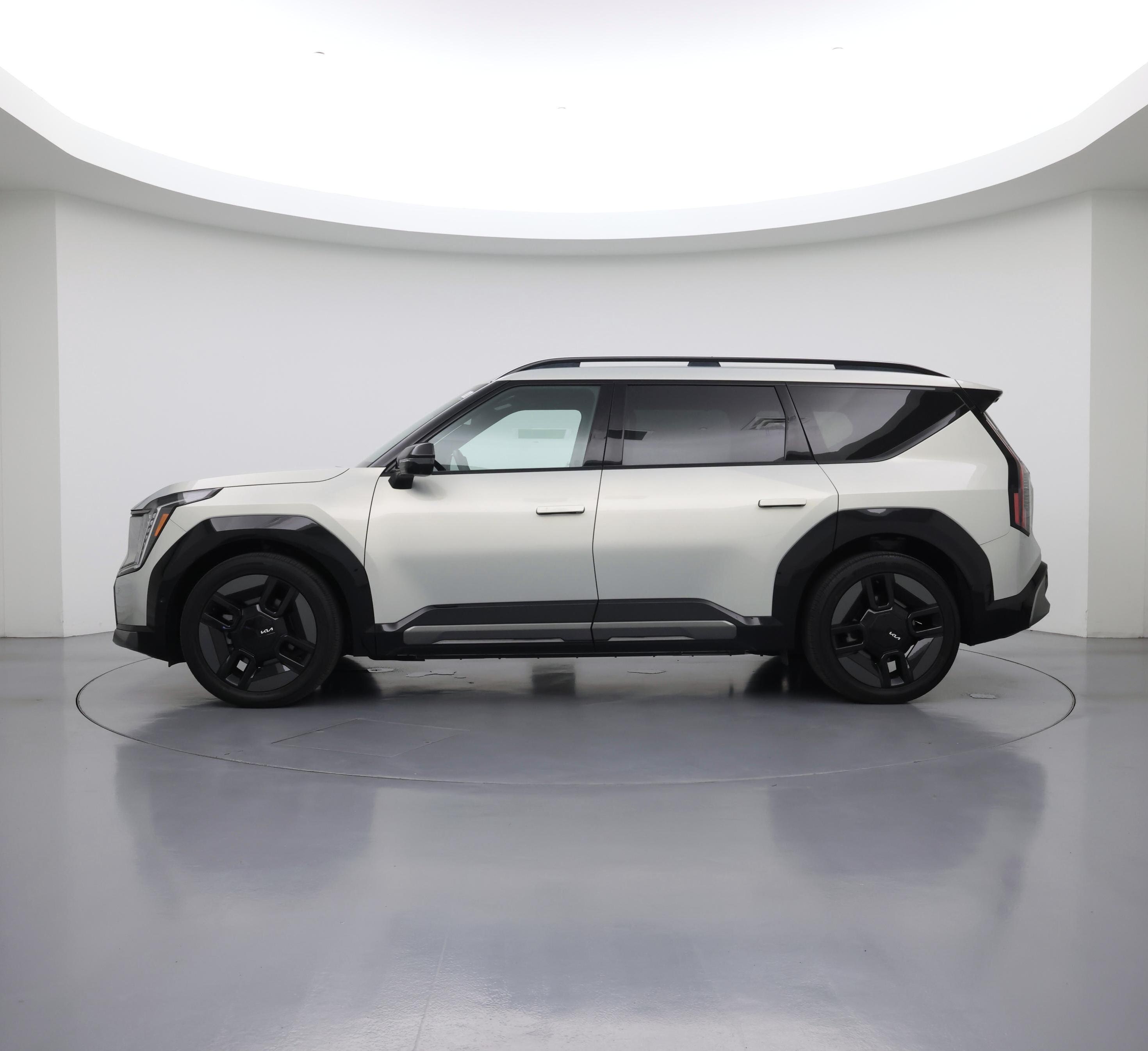 Thumbnail: 2024 Kia EV9 - 3
