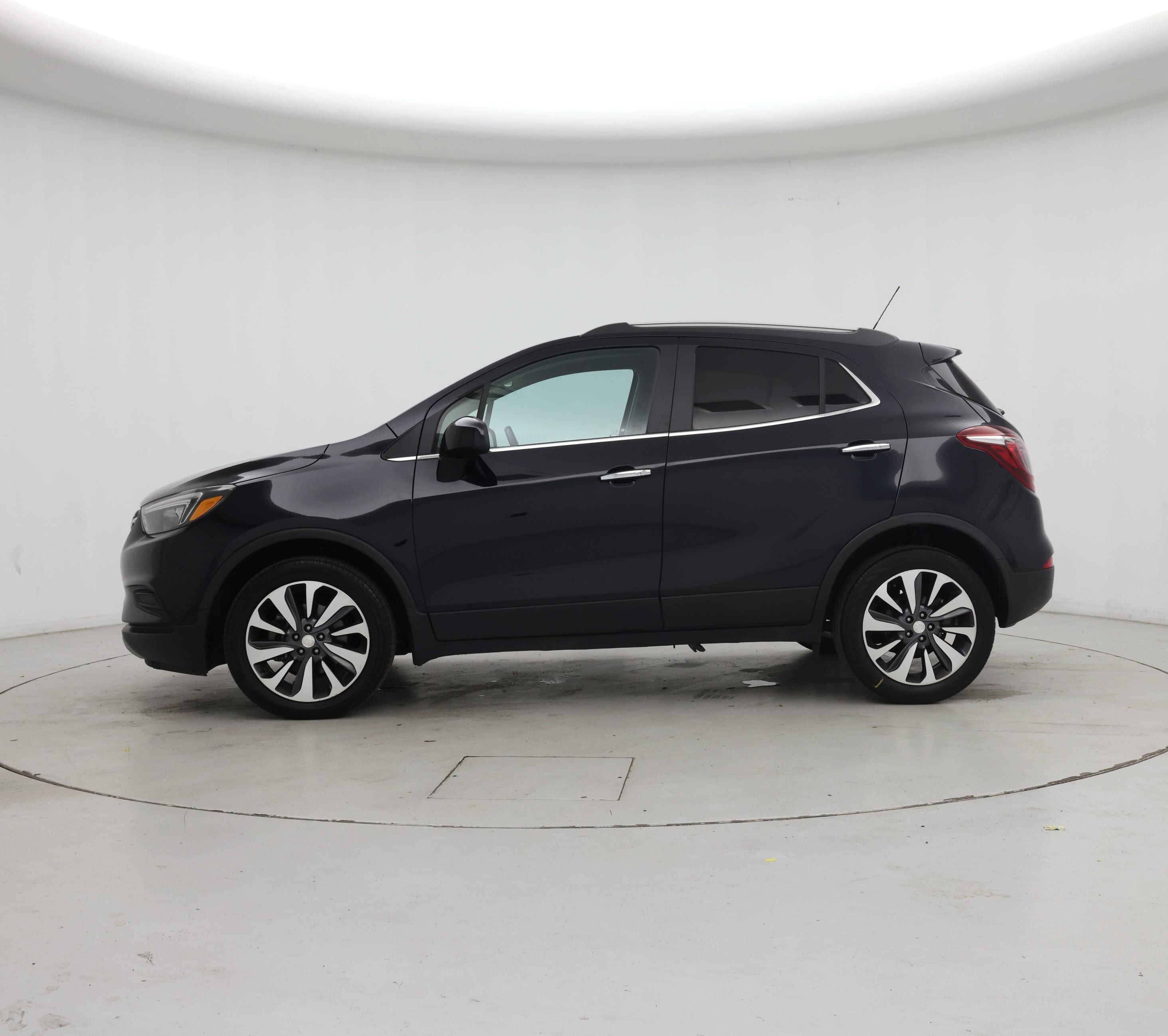 Thumbnail: 2022 Buick Encore - 3
