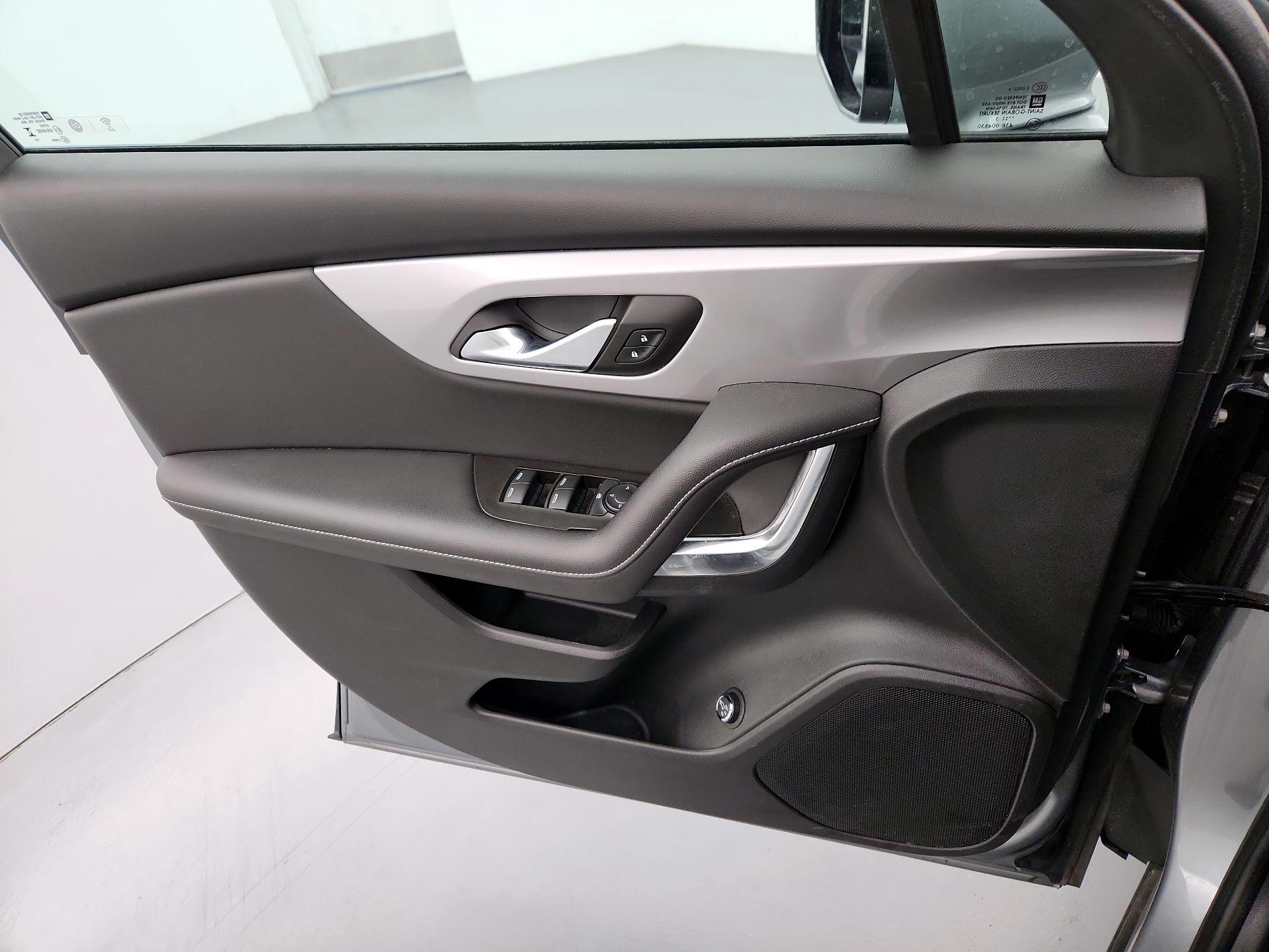 Thumbnail: 2023 Chevrolet Blazer - 12