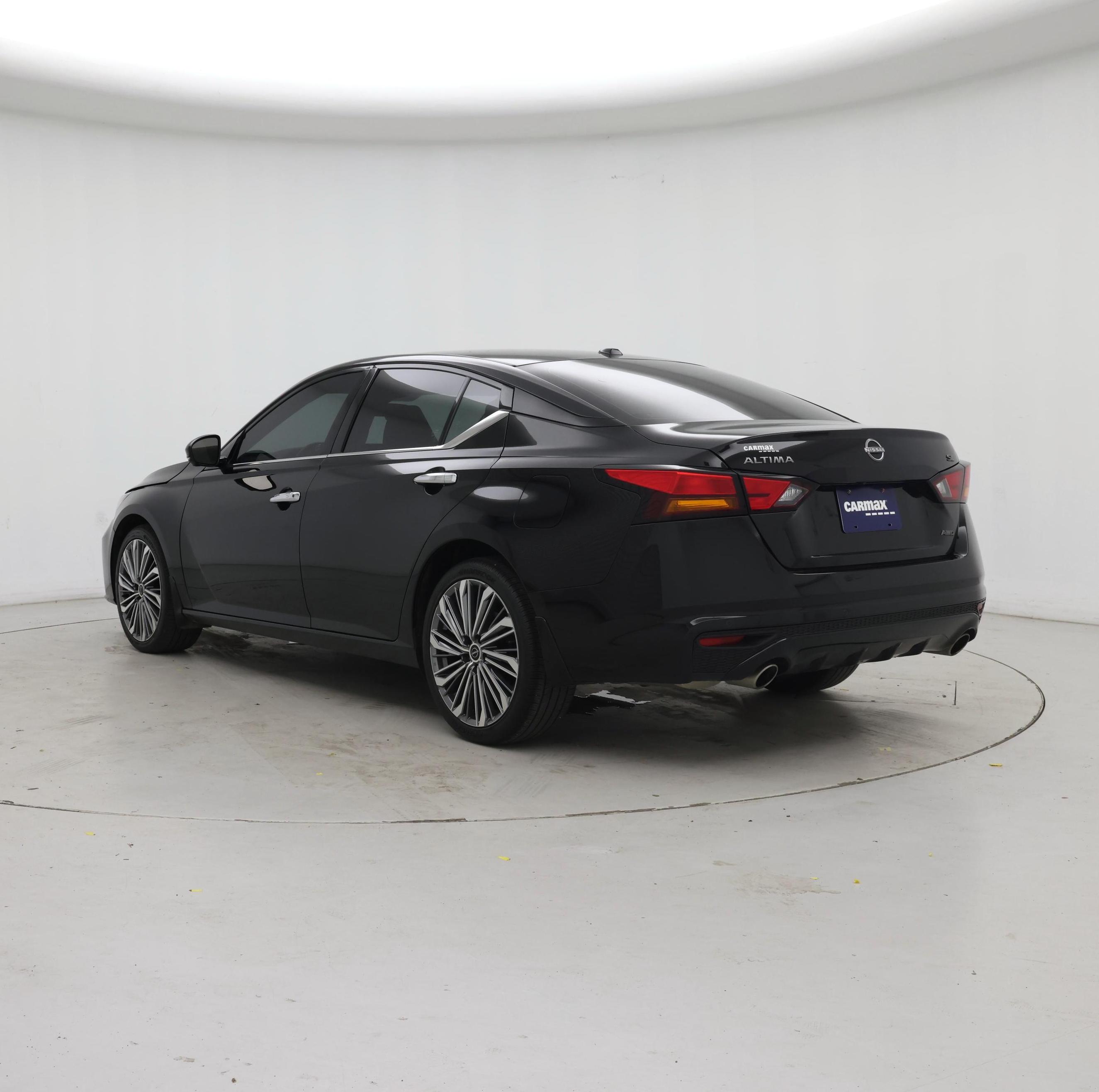 Thumbnail: 2025 Nissan Altima - 2