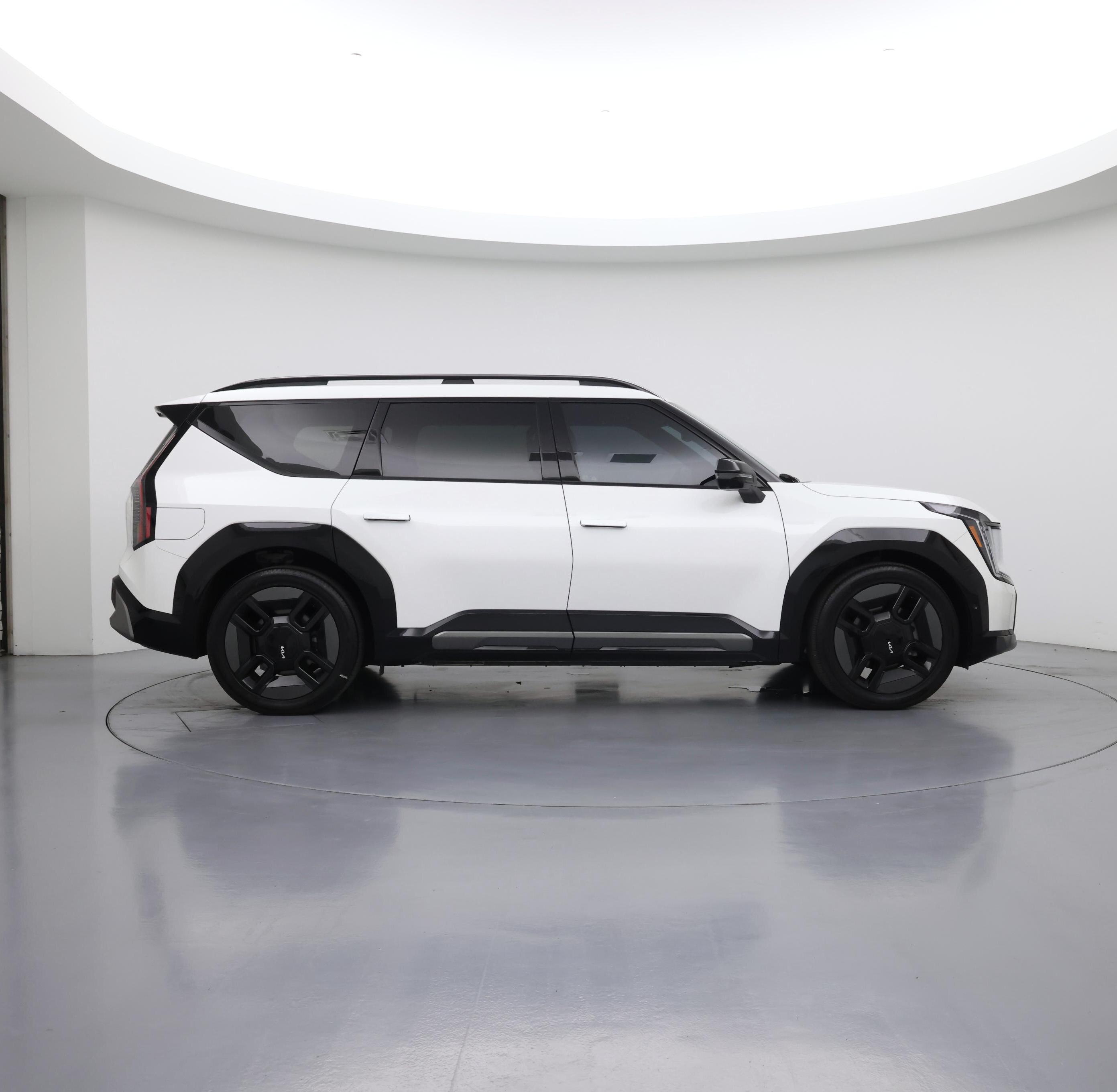 Thumbnail: 2024 Kia EV9 - 7