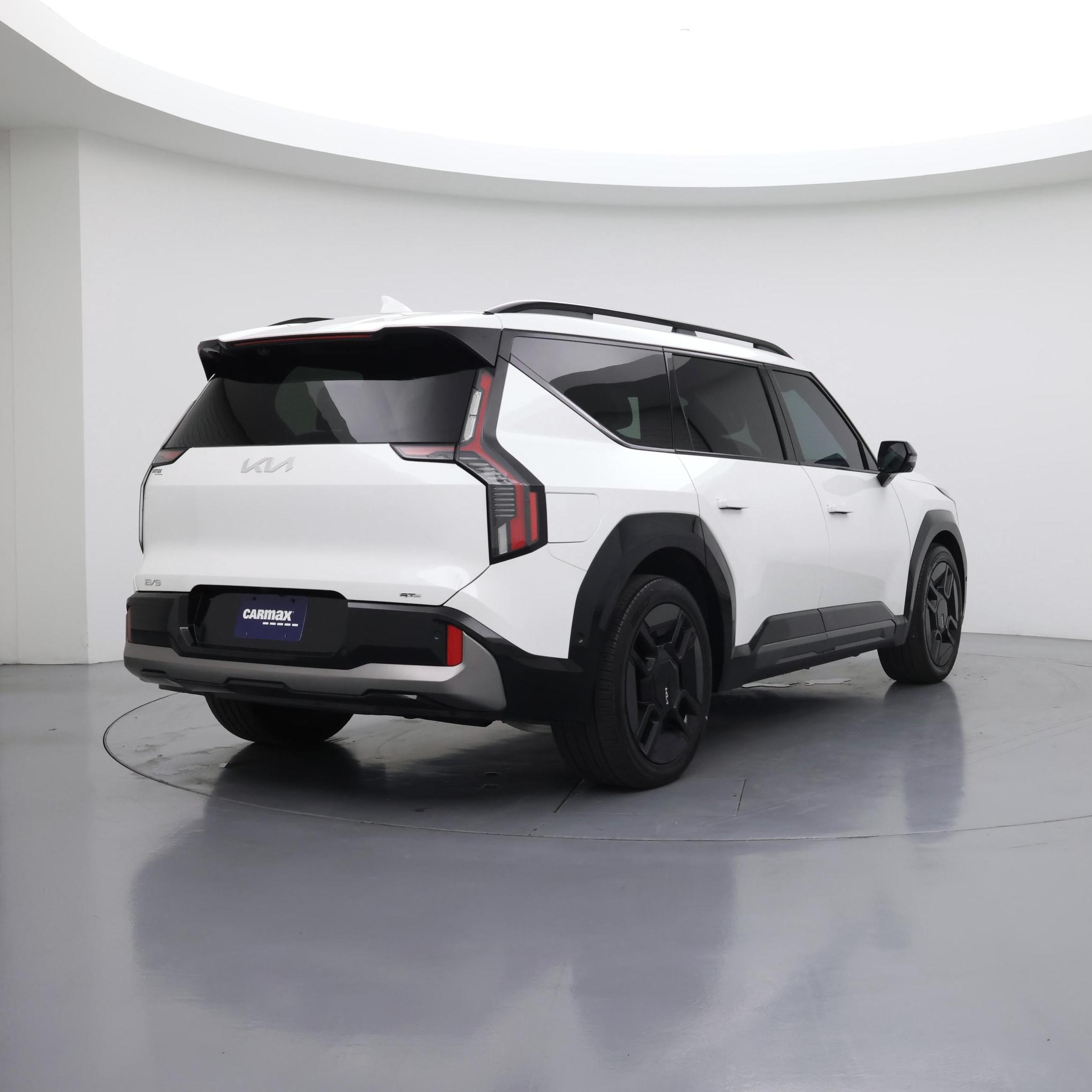Thumbnail: 2024 Kia EV9 - 8