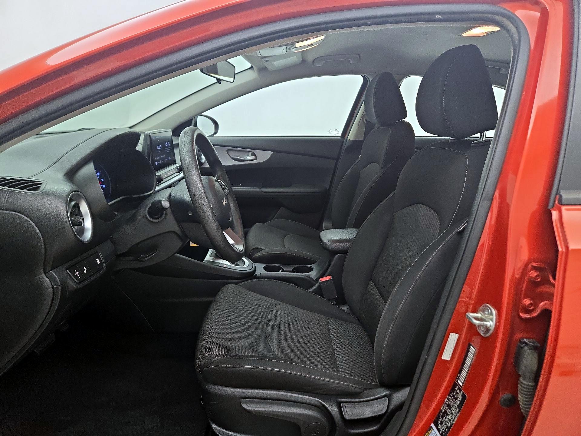 Thumbnail: 2023 Kia Forte - 11
