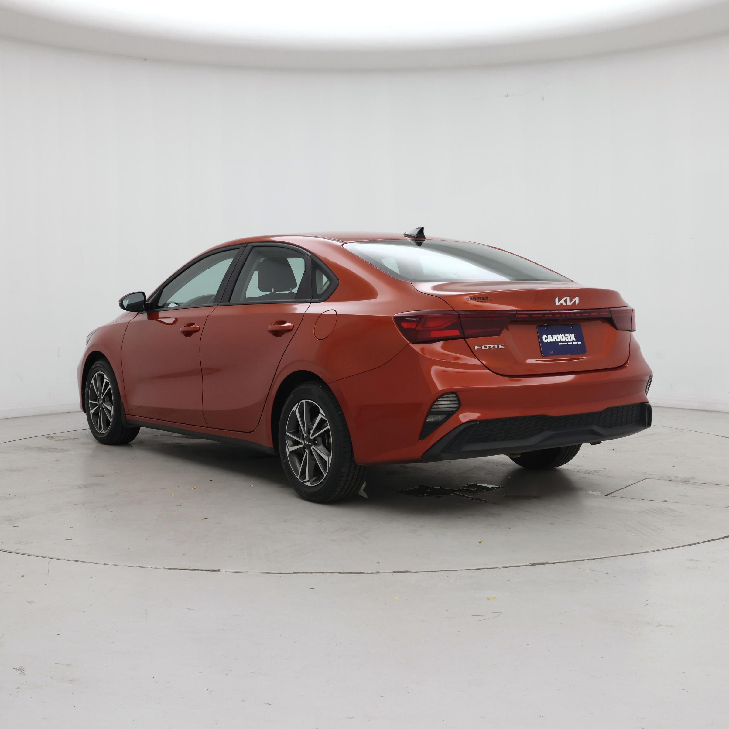 Thumbnail: 2023 Kia Forte - 2