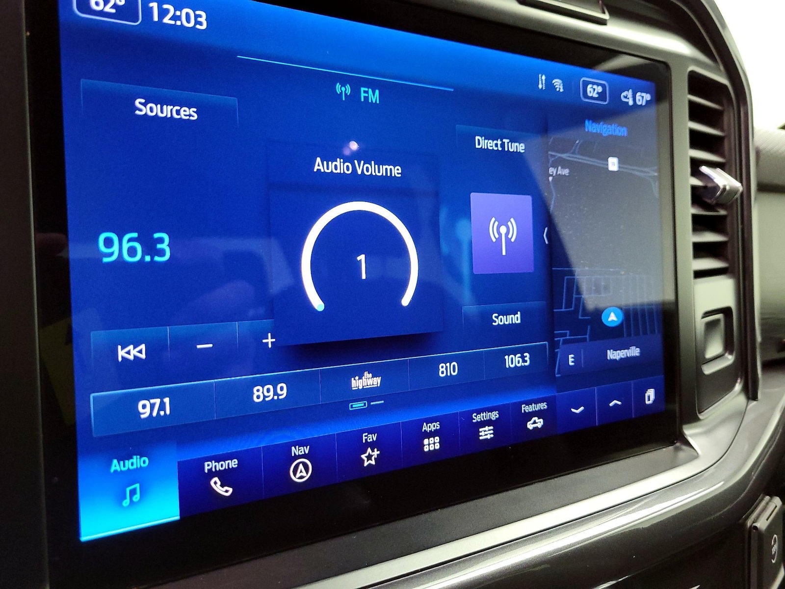 2023 Ford F-150 XLT - Photo 17