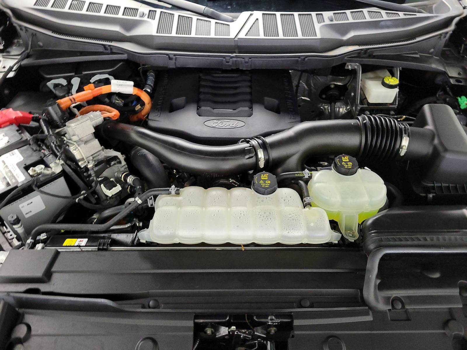 2023 Ford F-150 XLT - Photo 23
