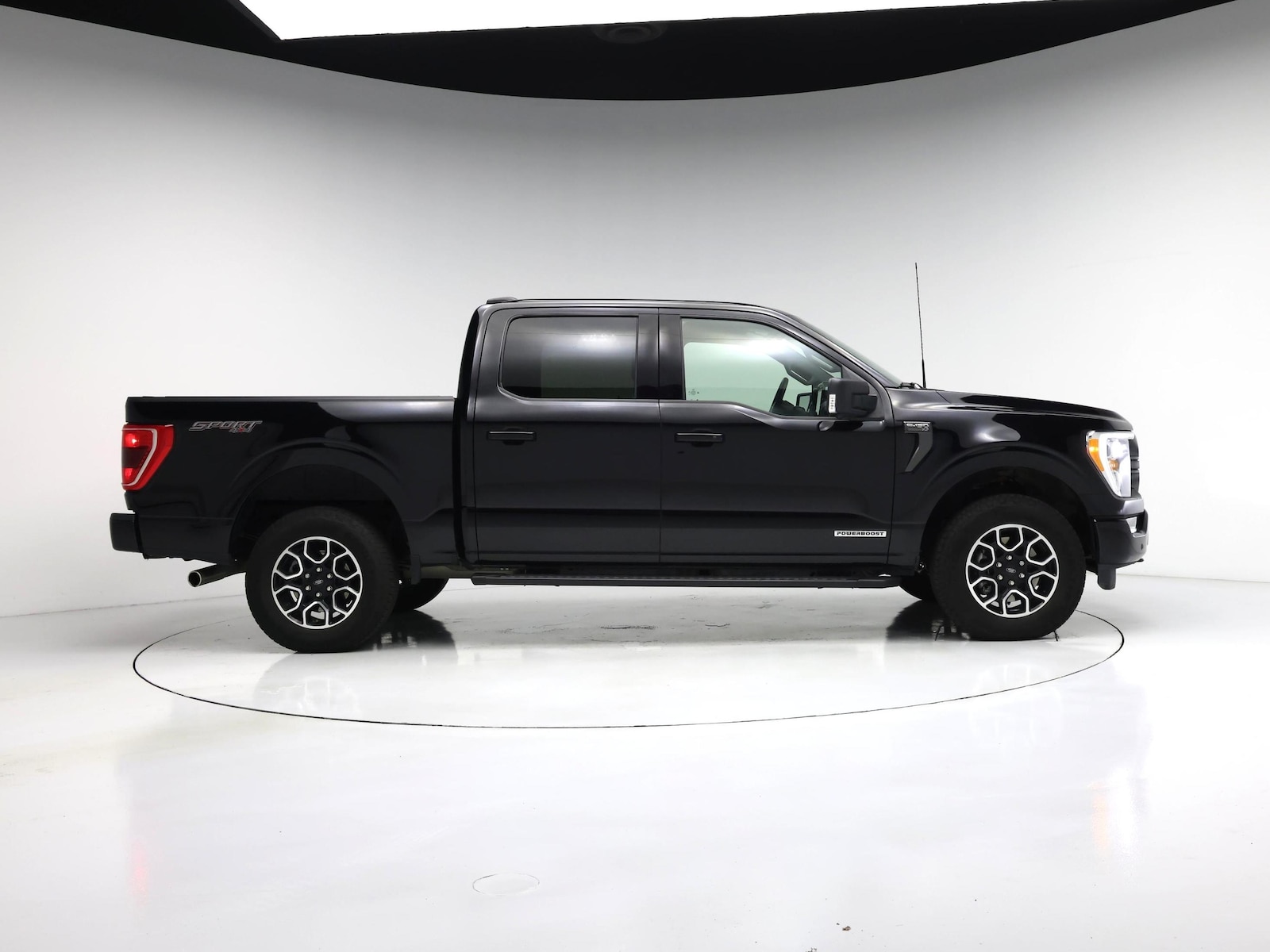 2023 Ford F-150 XLT - Photo 8