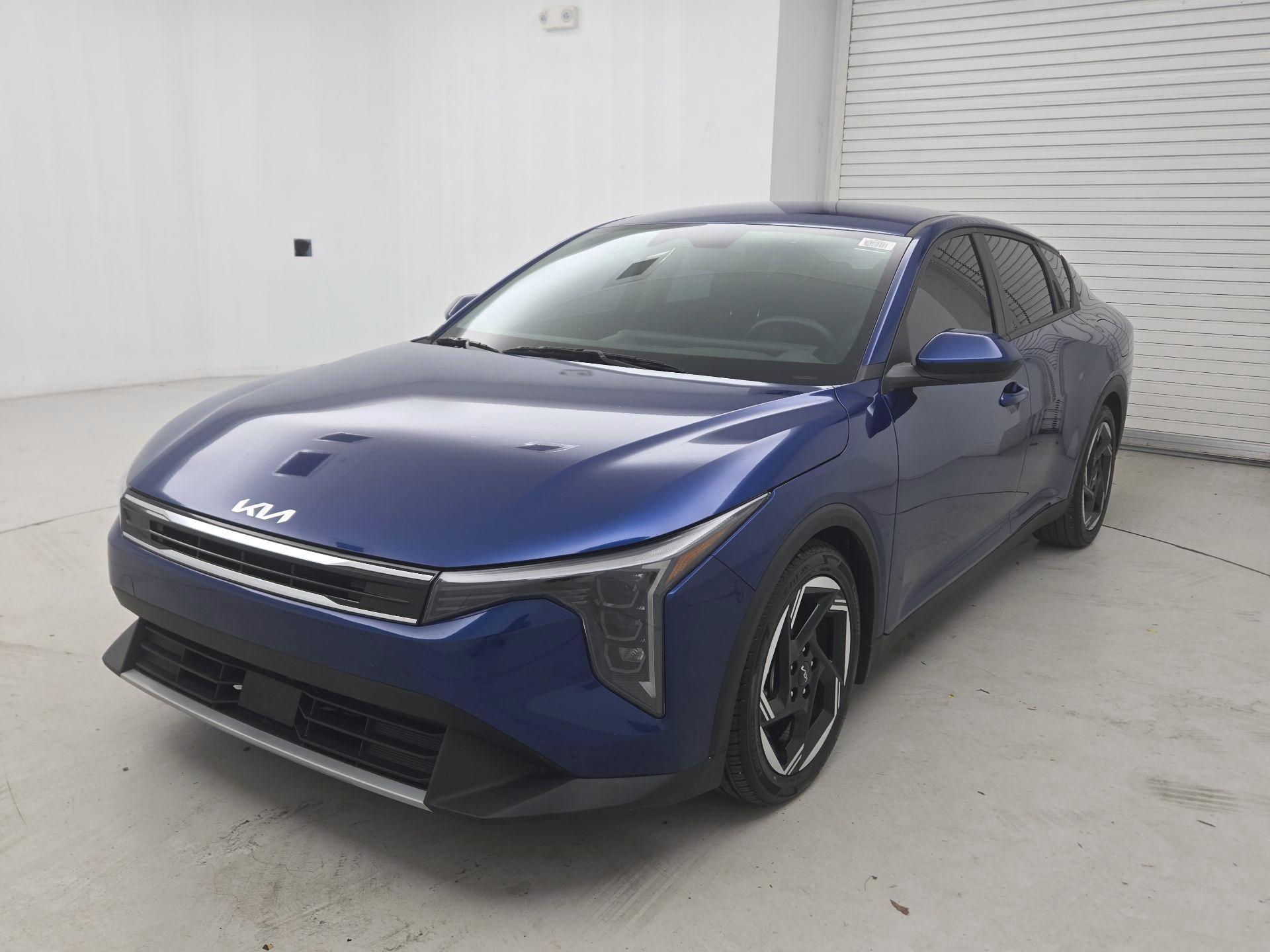 Thumbnail: 2025 Kia K4 - 3