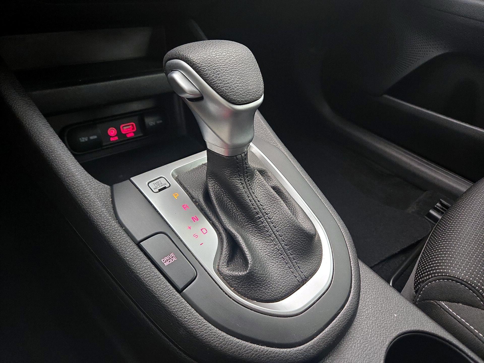 Thumbnail: 2021 Kia Forte - 17
