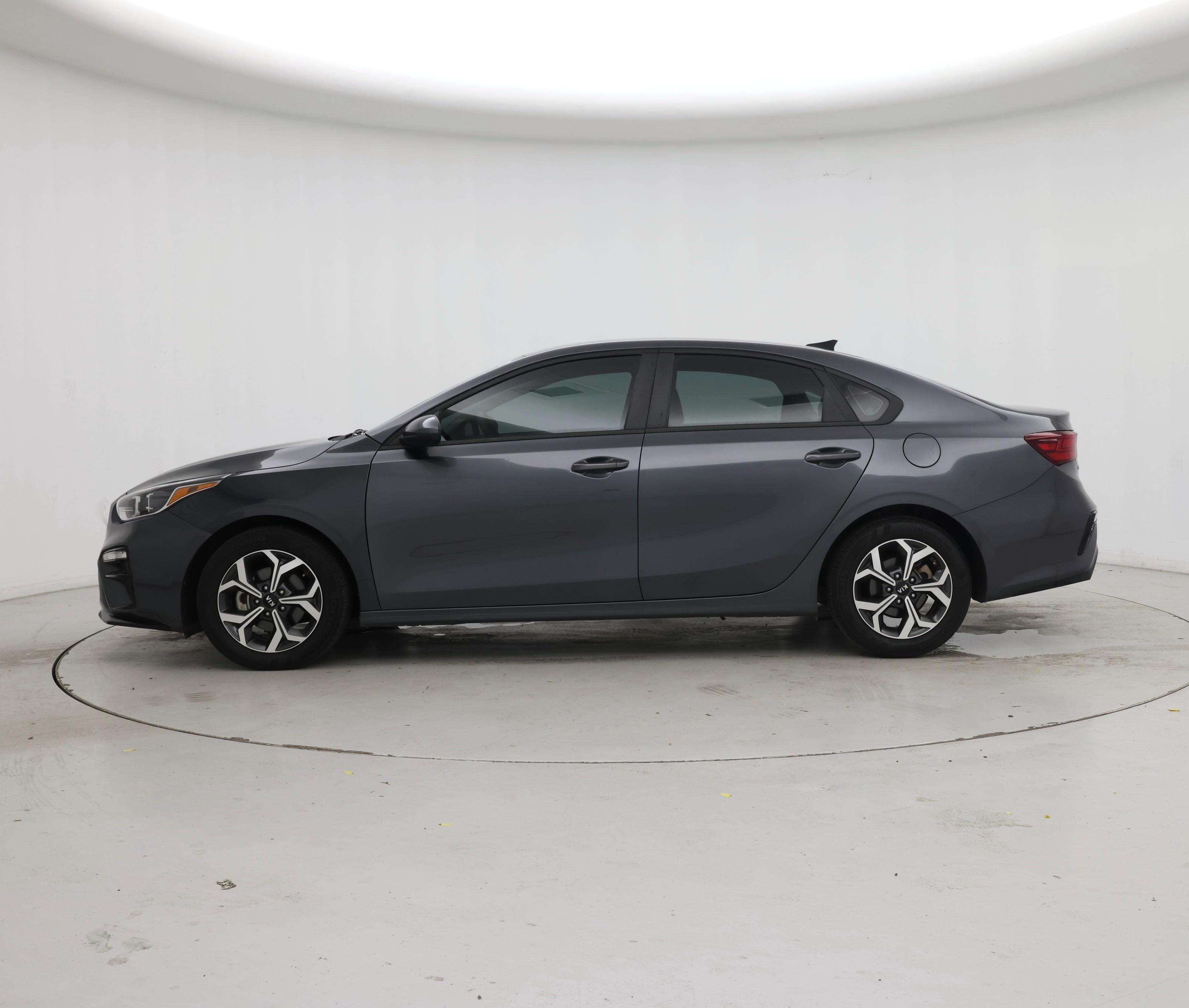 Thumbnail: 2021 Kia Forte - 3