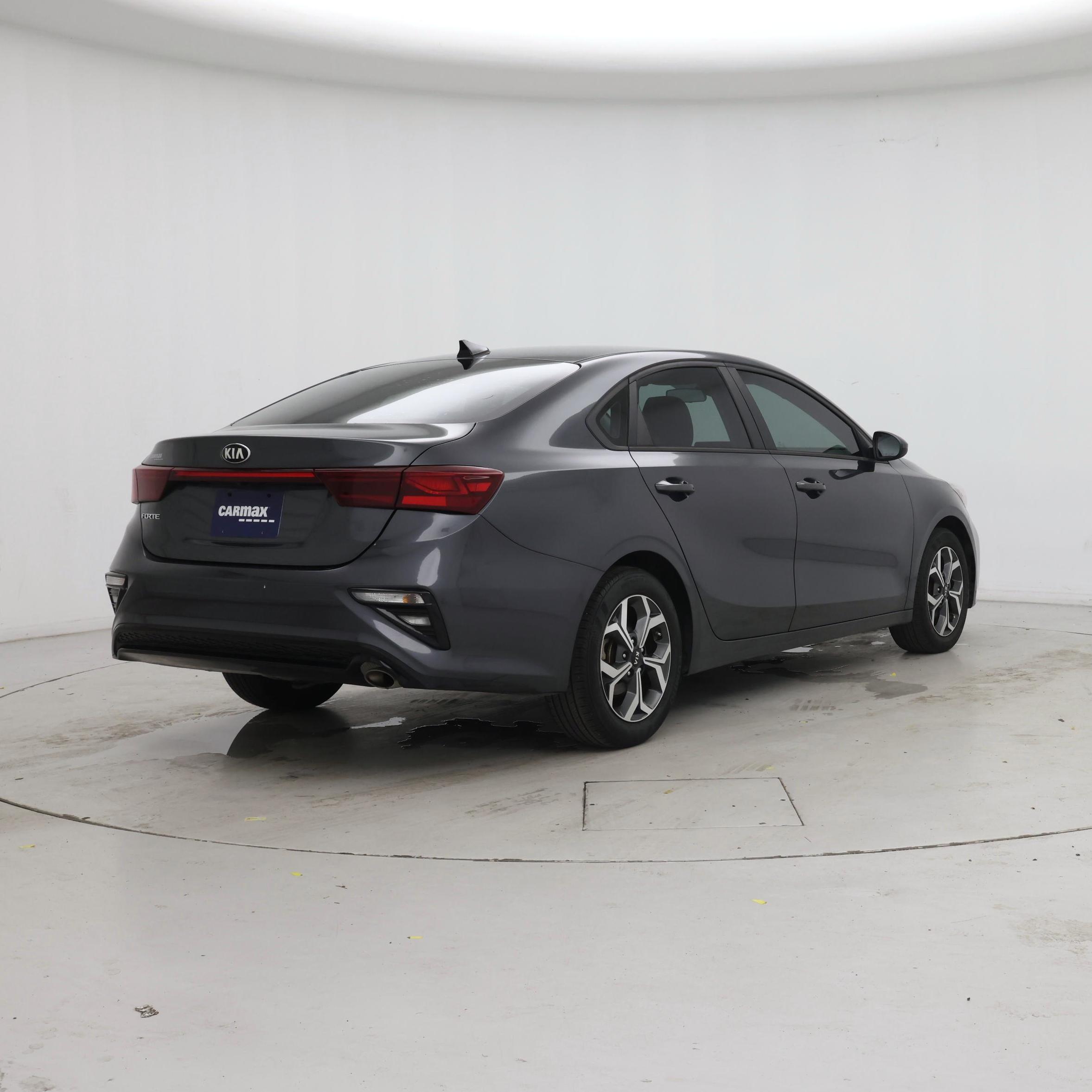 Thumbnail: 2021 Kia Forte - 8