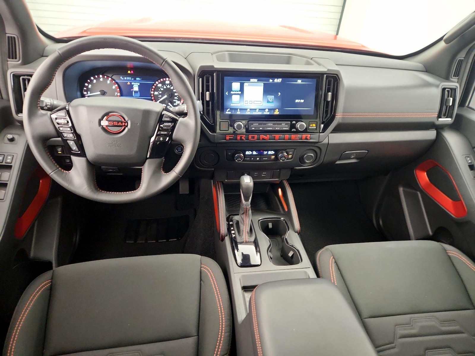 2025 Nissan Frontier PRO-X - Photo 10
