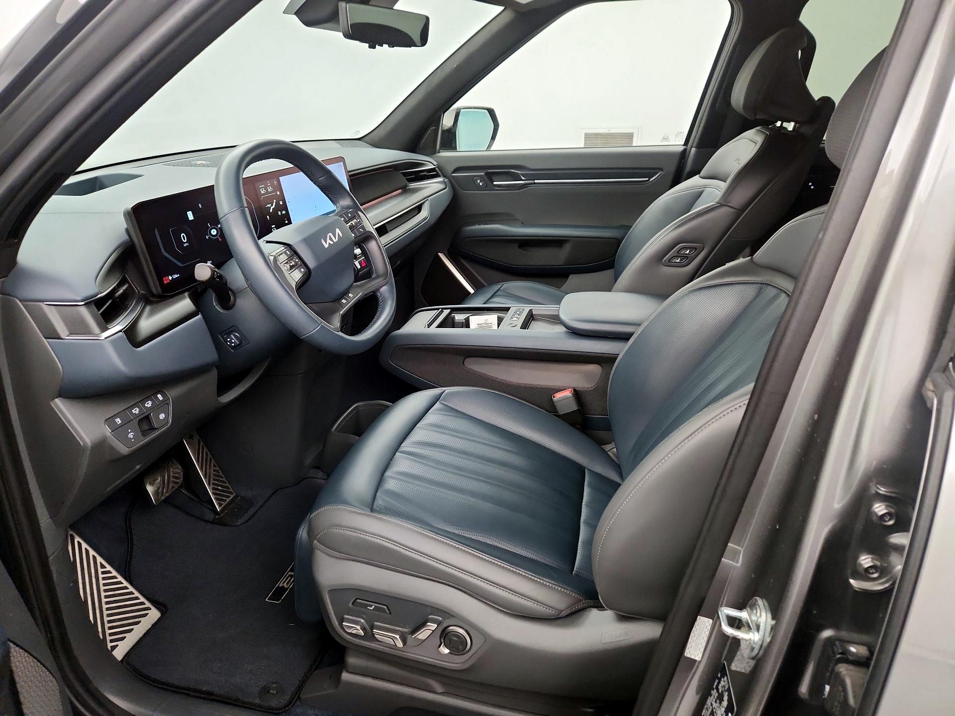 Thumbnail: 2024 Kia EV9 - 11