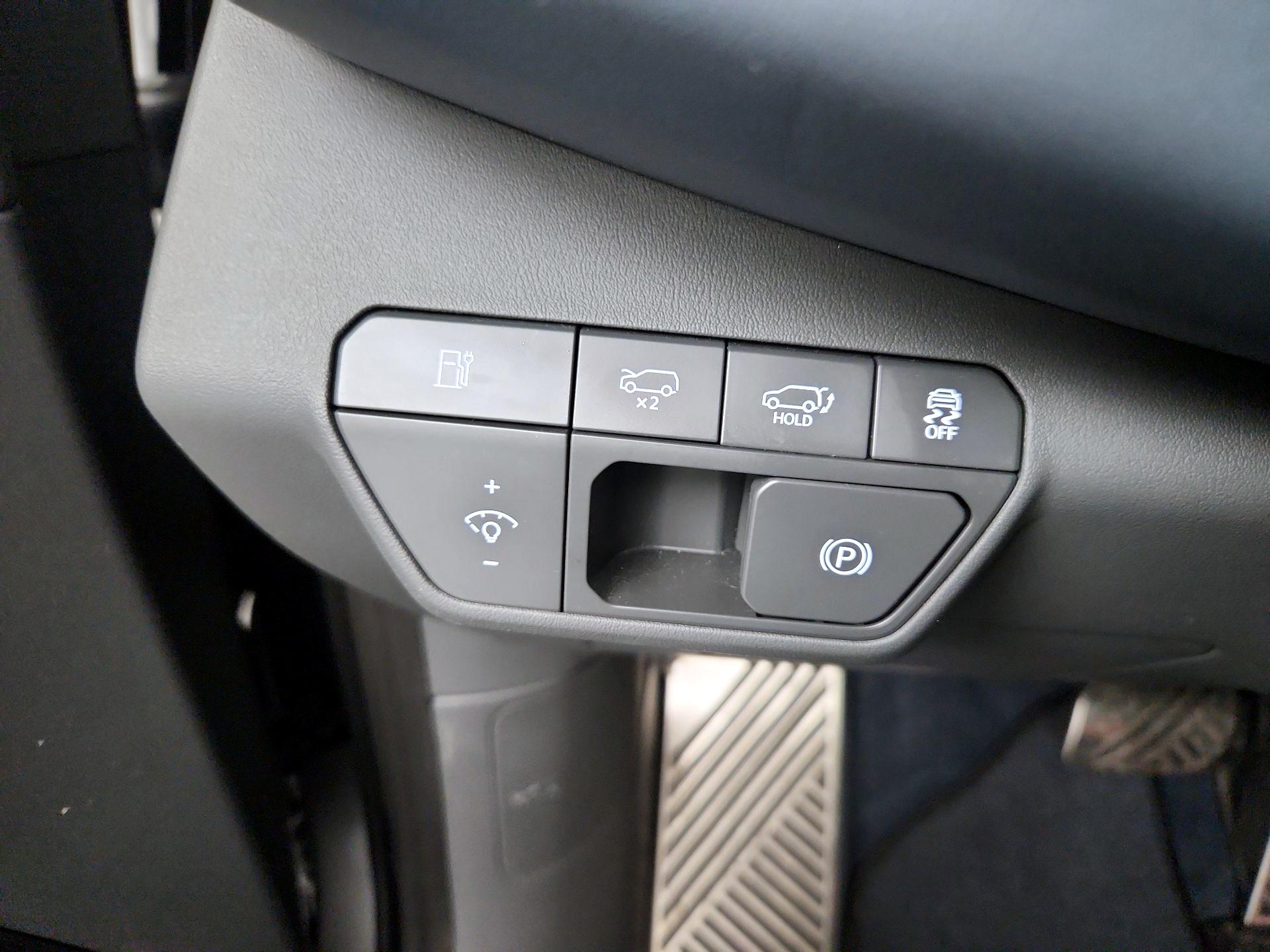 Thumbnail: 2024 Kia EV9 - 13
