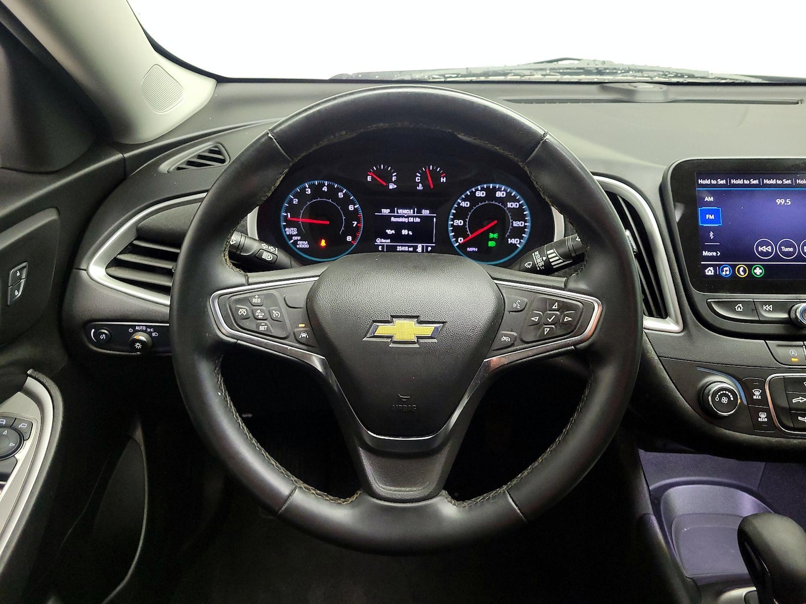 2024 Chevrolet Malibu RS - Photo 11