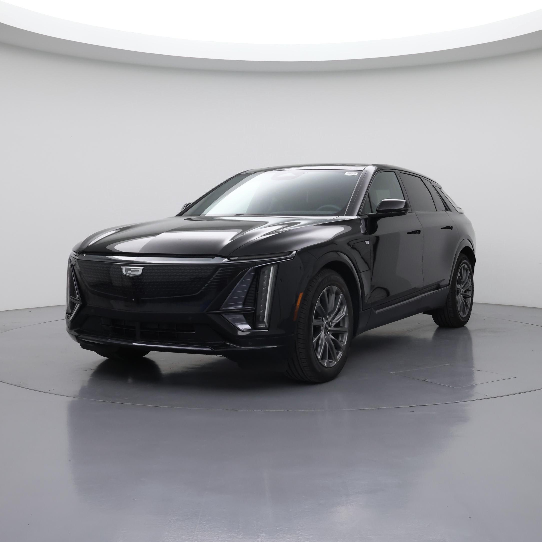 Thumbnail: 2024 Cadillac Lyriq - 4