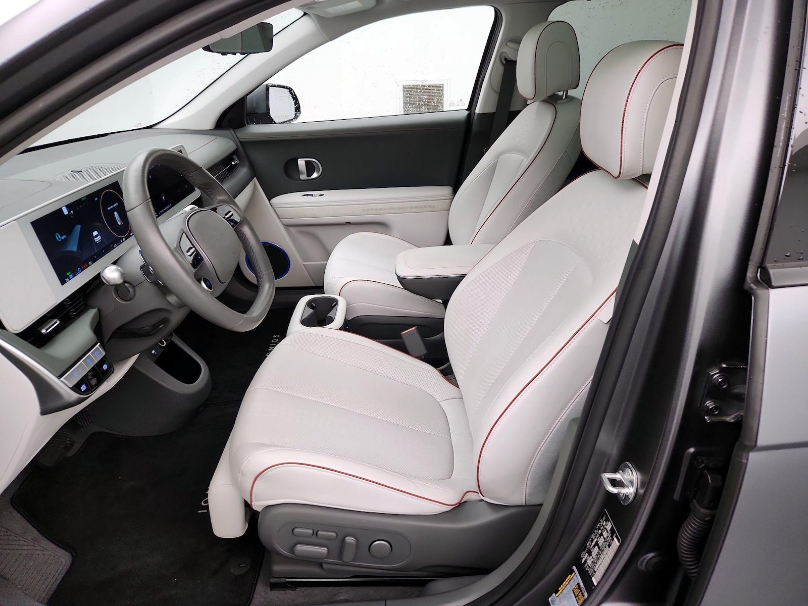 2024 Hyundai IONIQ 5 Limited - Photo 10