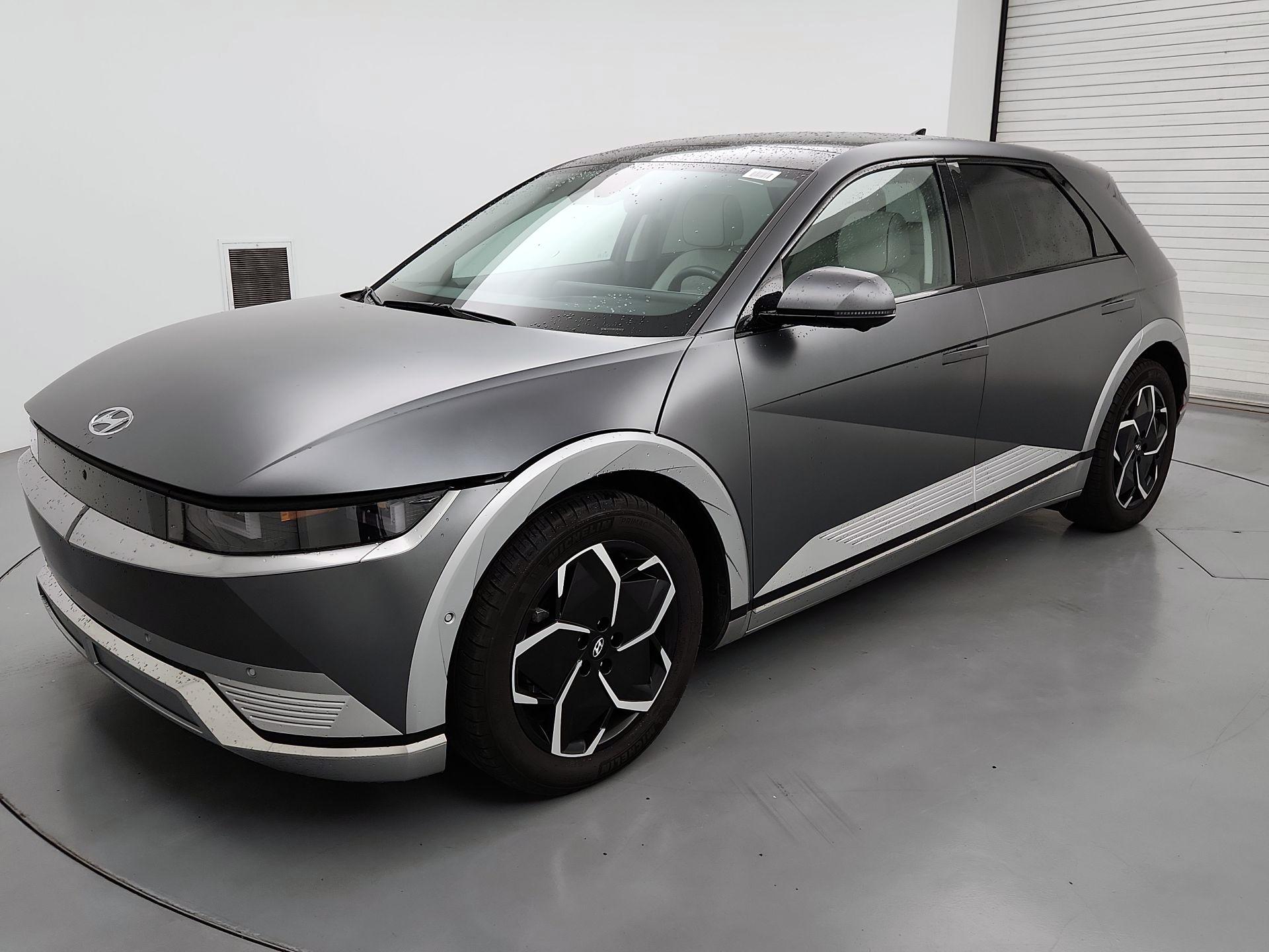 Thumbnail: 2024 Hyundai Ioniq 5 - 3