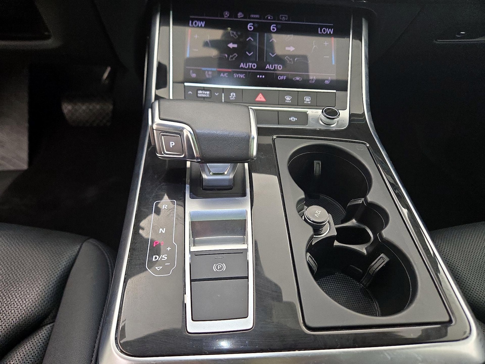 2022 Audi Q7 Premium Plus - Photo 17