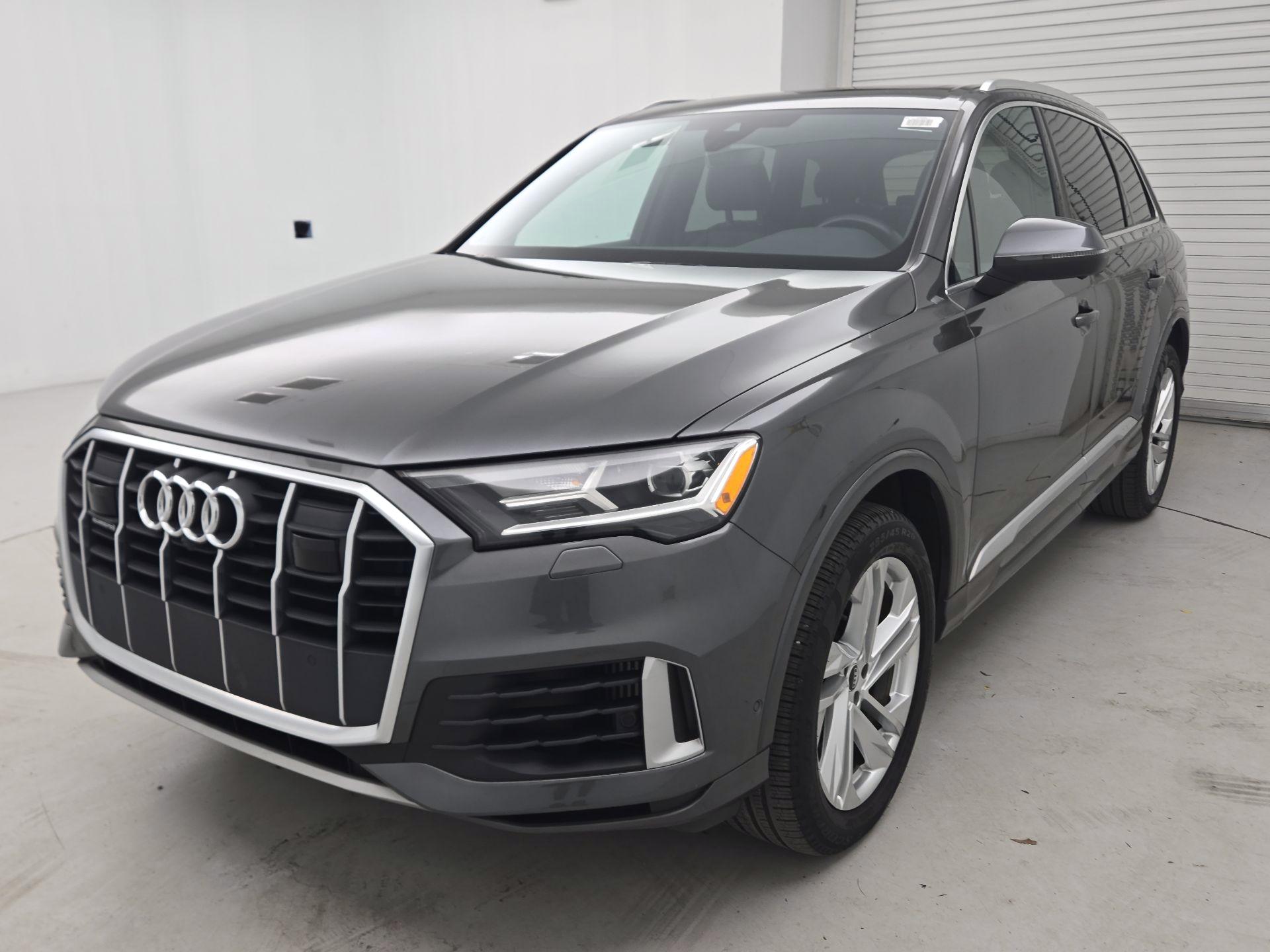 Thumbnail: 2022 Audi Q7 - 3