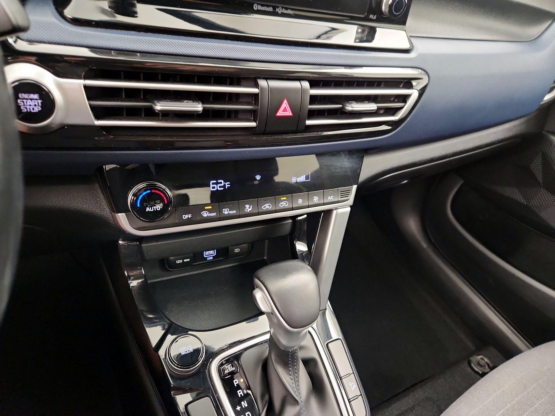 Thumbnail: 2023 Kia Seltos - 14