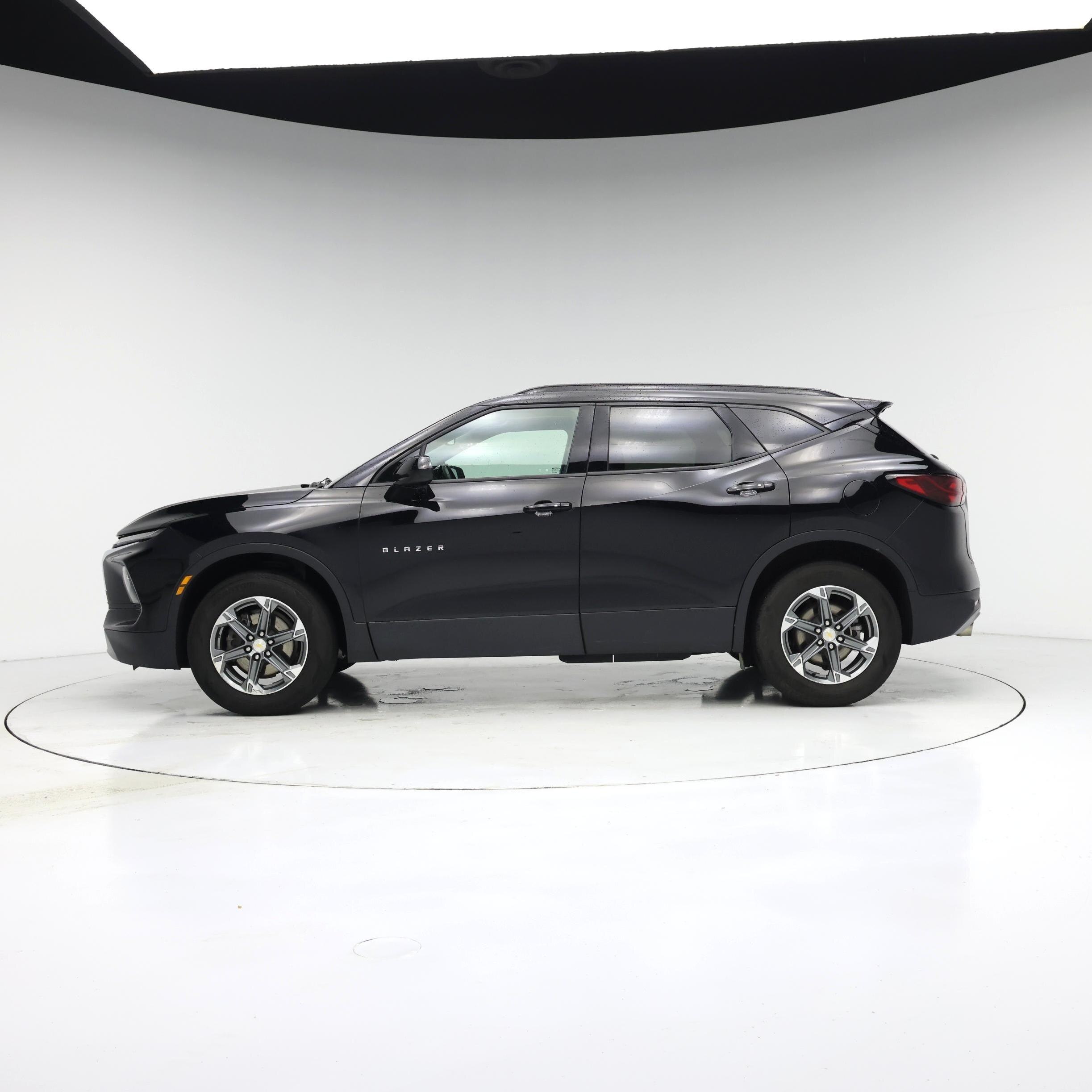 Thumbnail: 2024 Chevrolet Blazer - 3