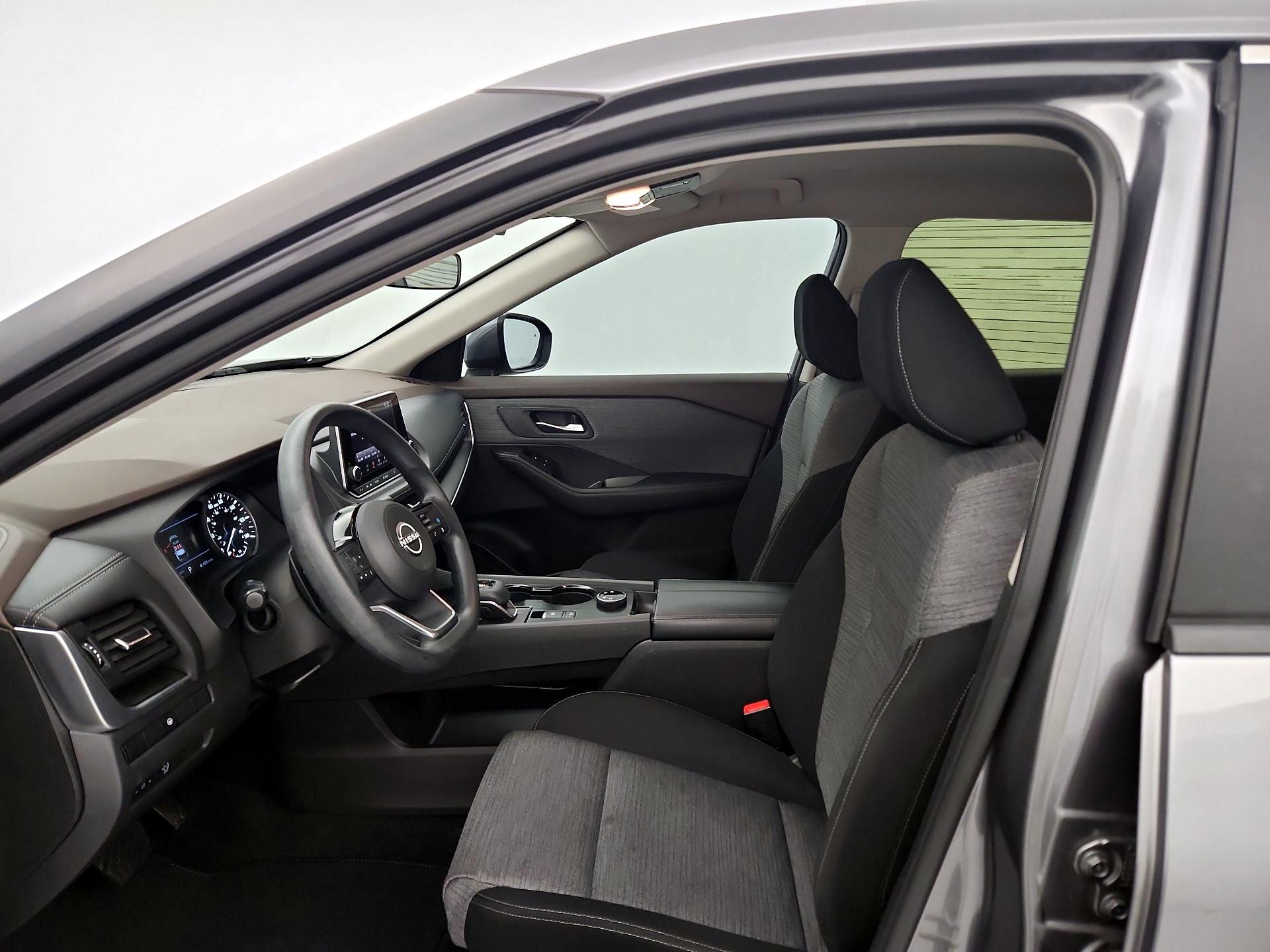 Thumbnail: 2023 Nissan Rogue - 11