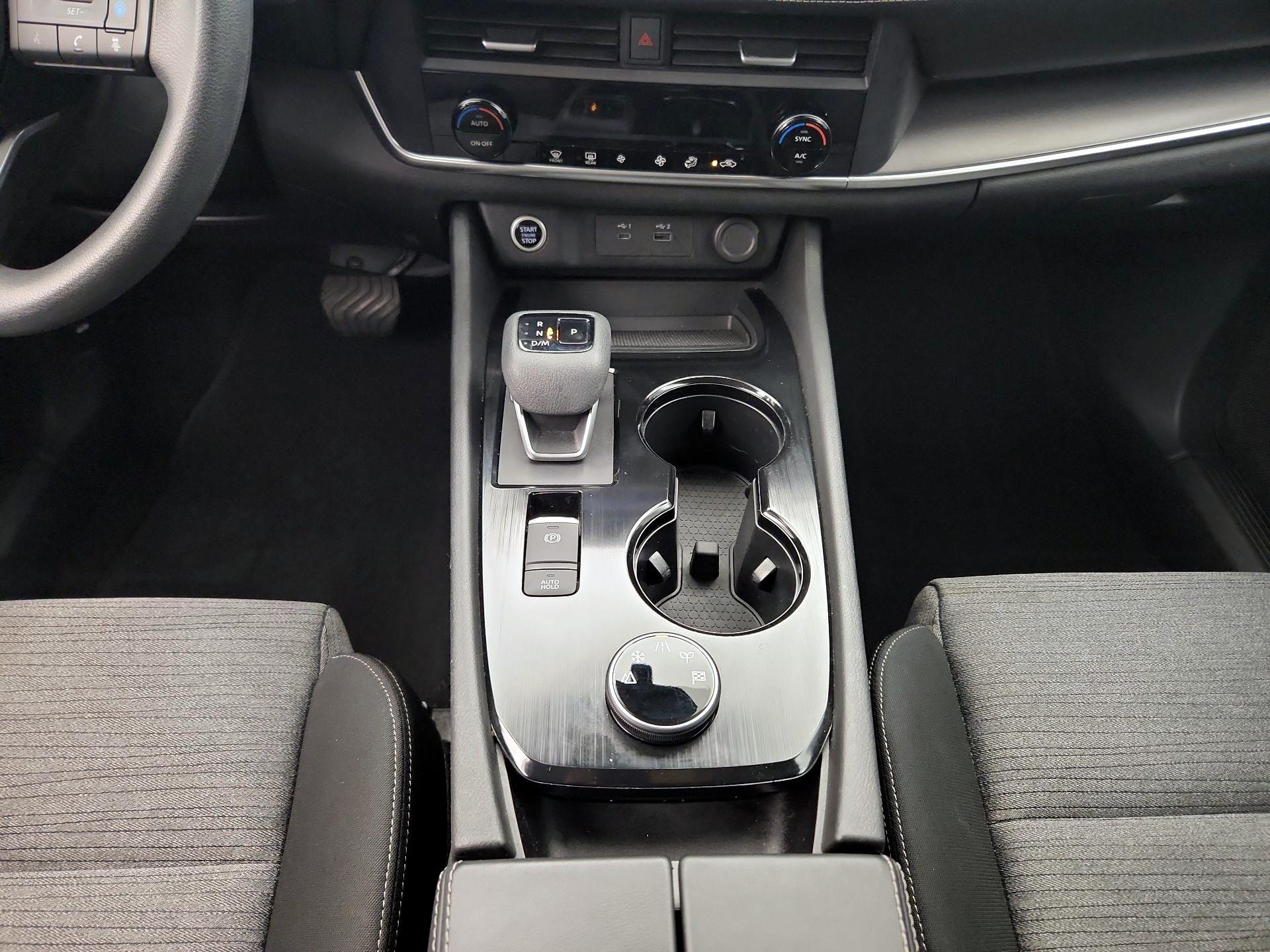 Thumbnail: 2023 Nissan Rogue - 17