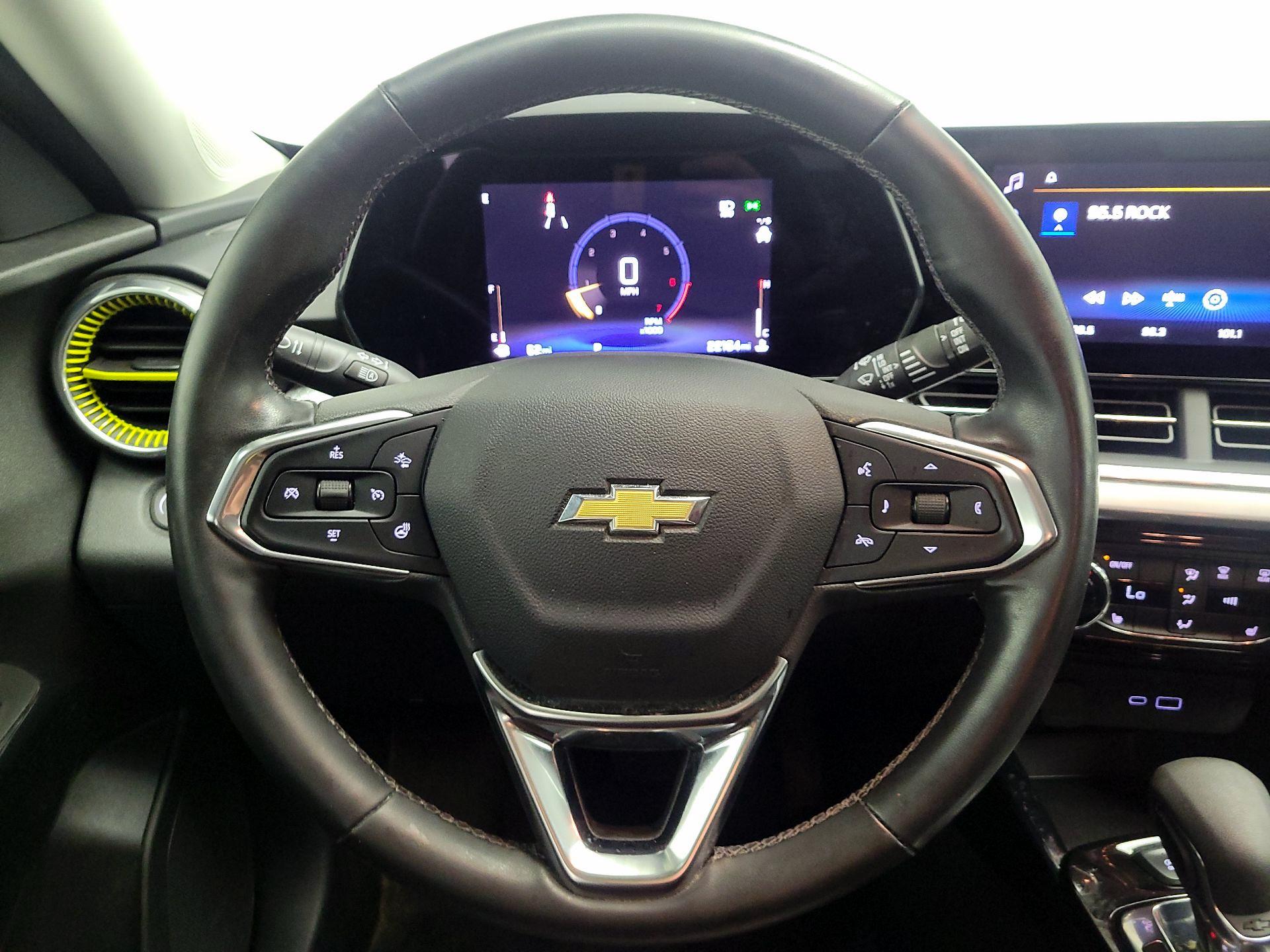 Thumbnail: 2024 Chevrolet Trax - 10