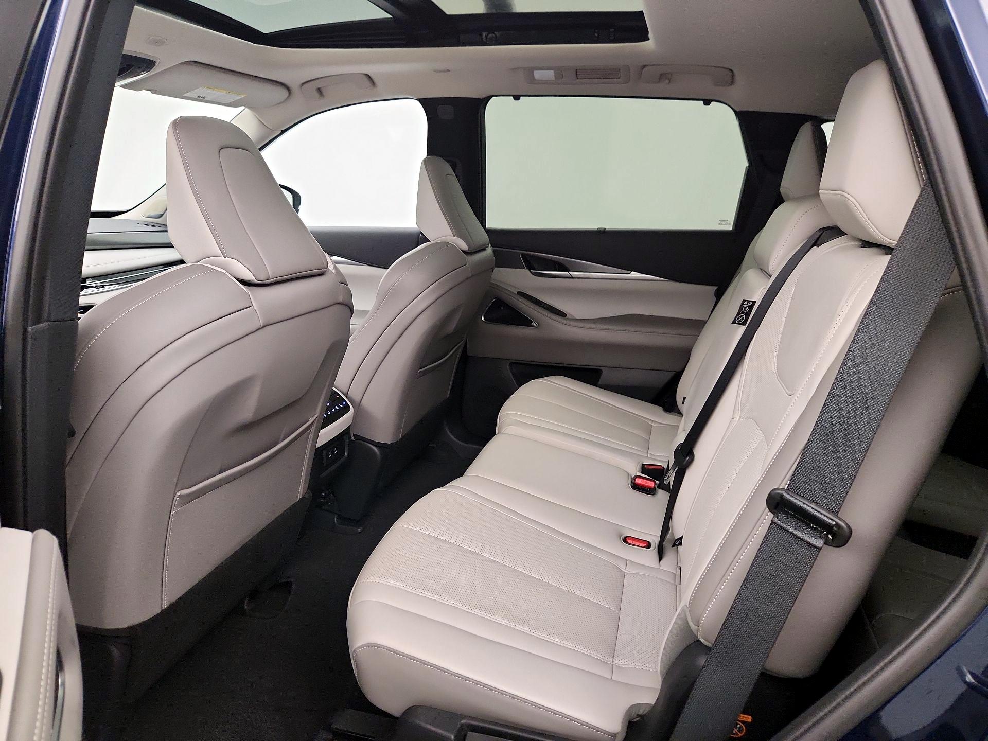 Thumbnail: 2026 INFINITI QX60 - 19