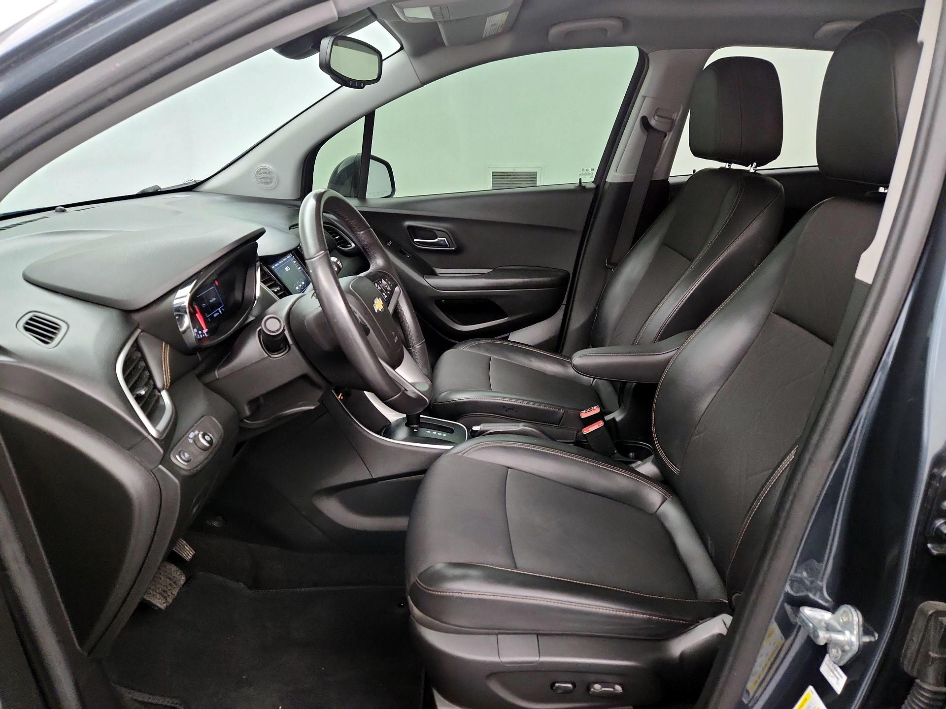 Thumbnail: 2022 Chevrolet Trax - 11