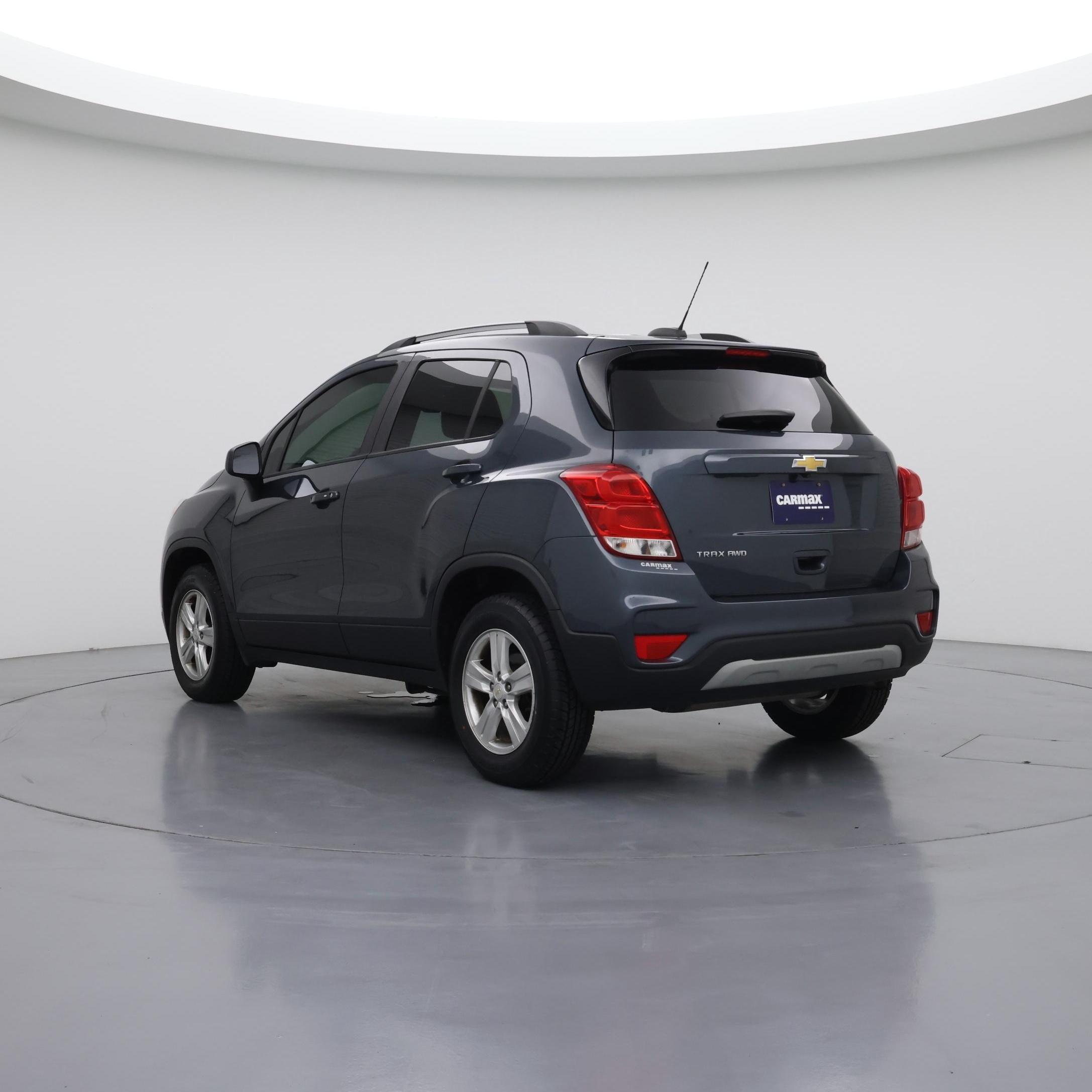Thumbnail: 2022 Chevrolet Trax - 2