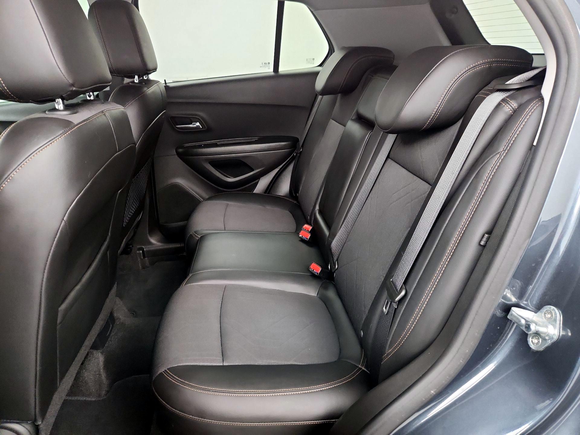 Thumbnail: 2022 Chevrolet Trax - 19
