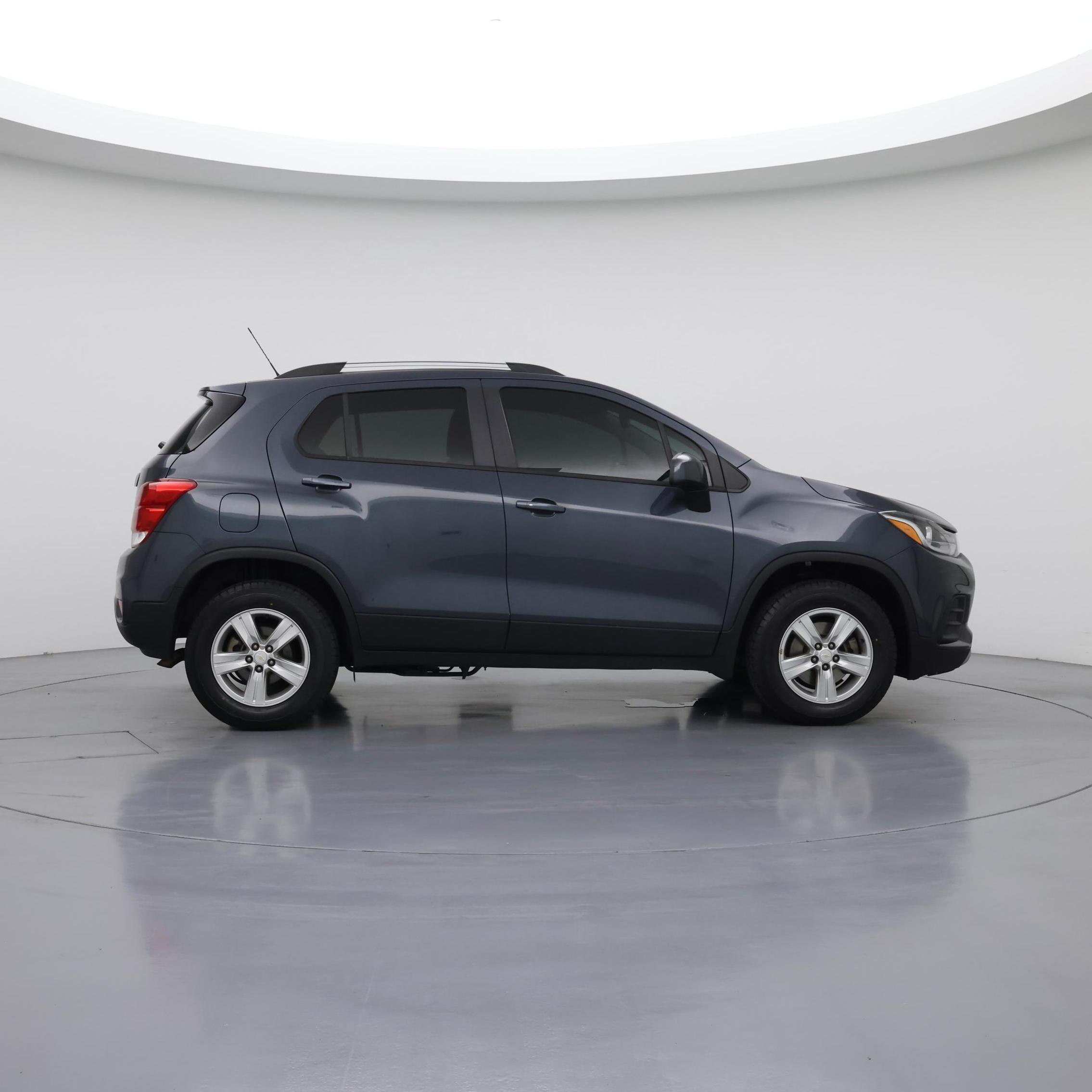 Thumbnail: 2022 Chevrolet Trax - 7