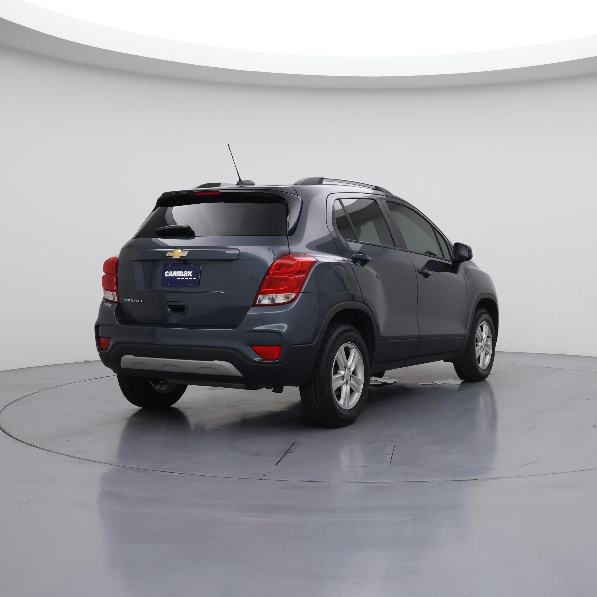 Thumbnail: 2022 Chevrolet Trax - 8