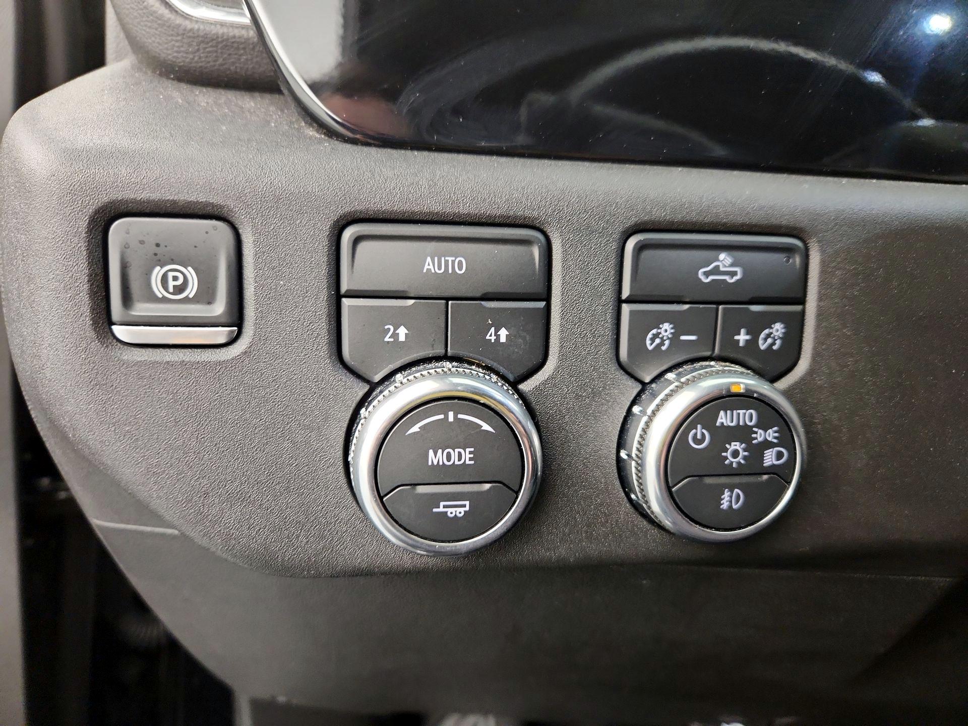 Thumbnail: 2025 GMC Sierra 1500 - 13
