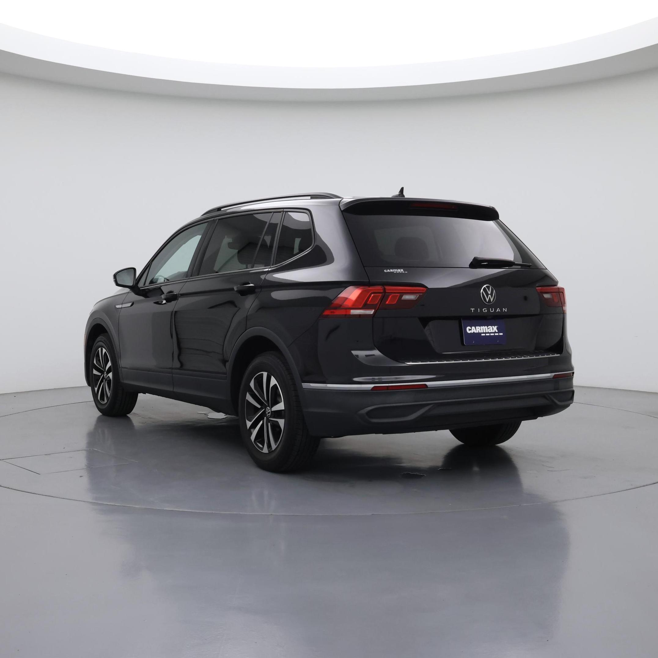 Thumbnail: 2024 Volkswagen Tiguan - 2
