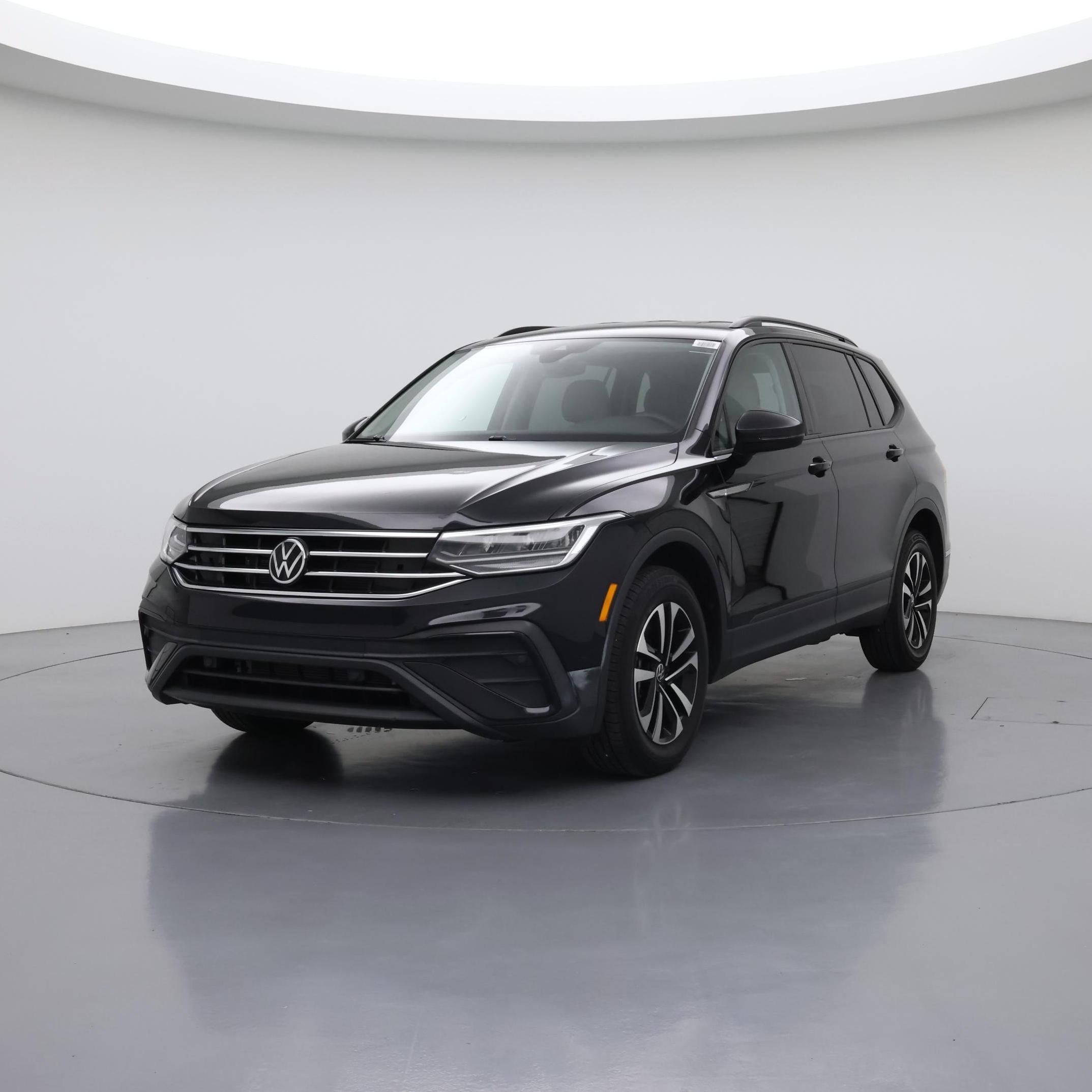 Thumbnail: 2024 Volkswagen Tiguan - 4