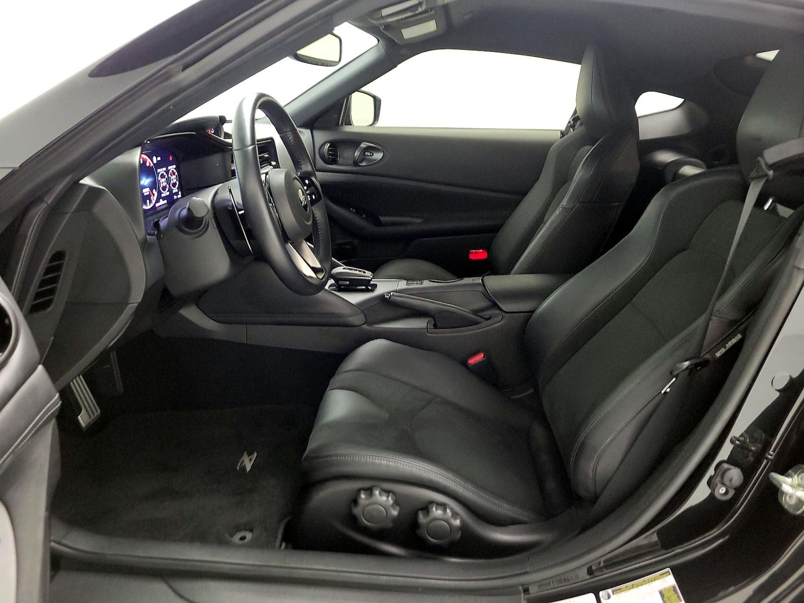 2025 Nissan Z Performance - Photo 12