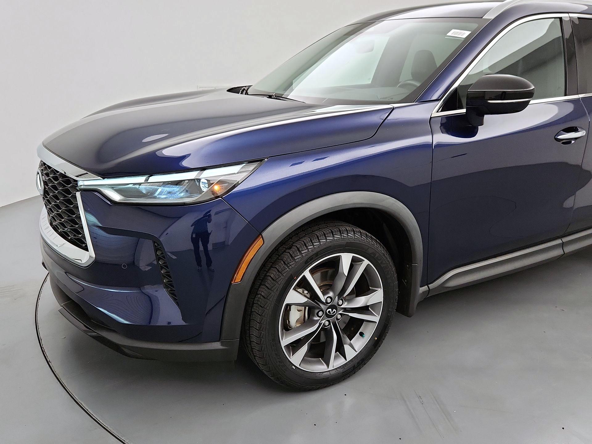 Thumbnail: 2023 INFINITI QX60 - 3