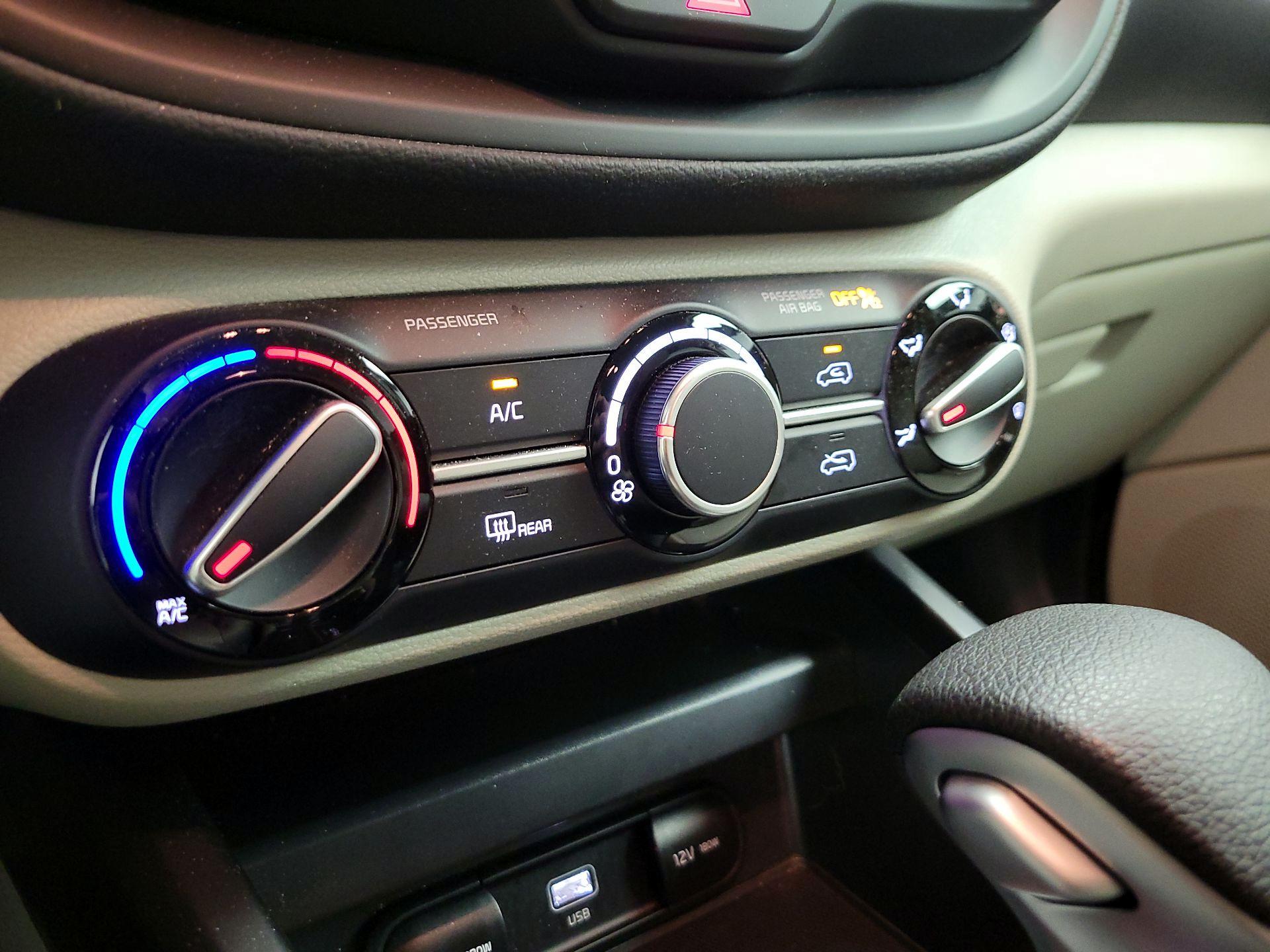 Thumbnail: 2025 Kia Soul - 14