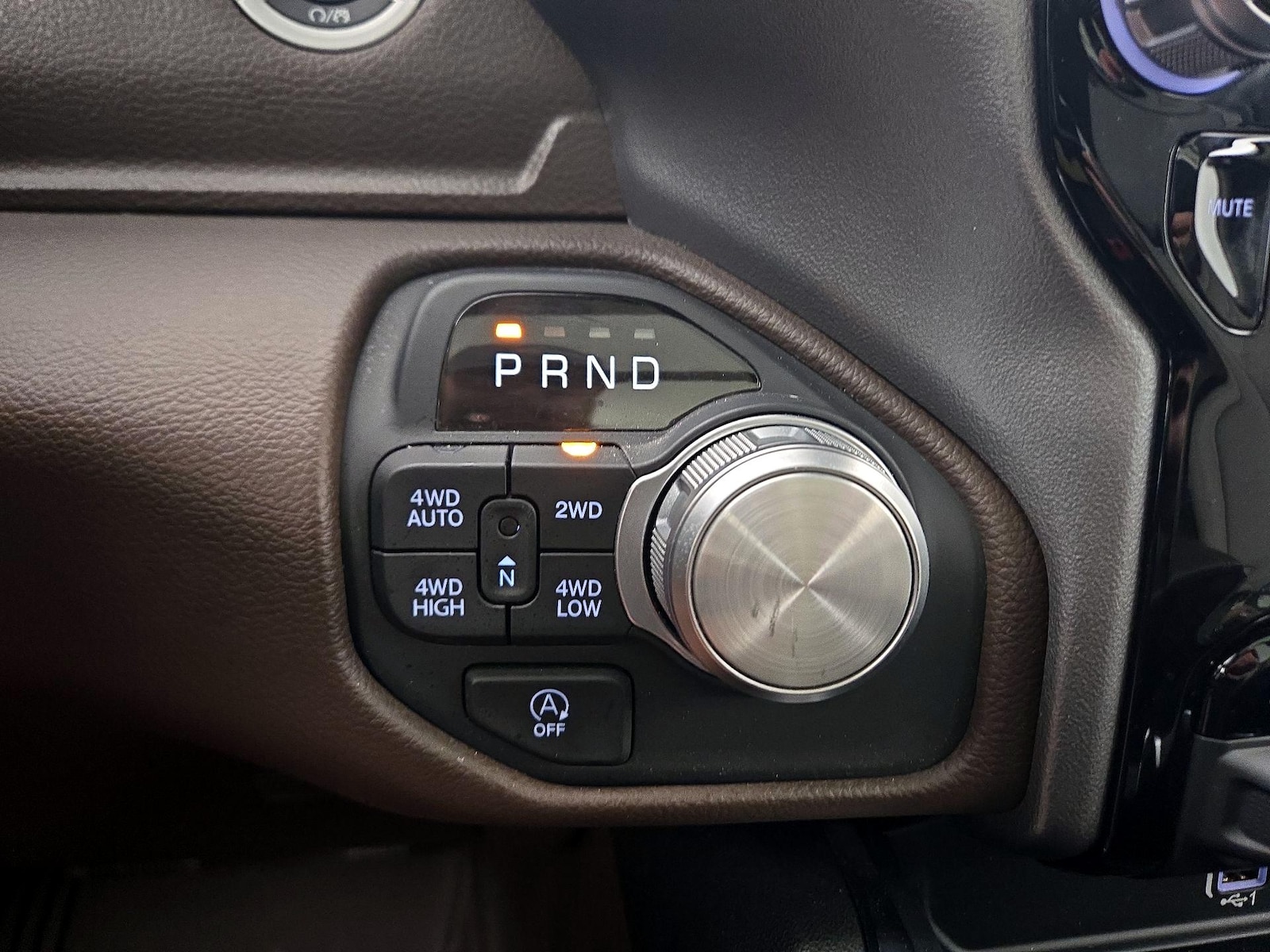 2025 RAM Ram 1500 Pickup Laramie - Photo 19