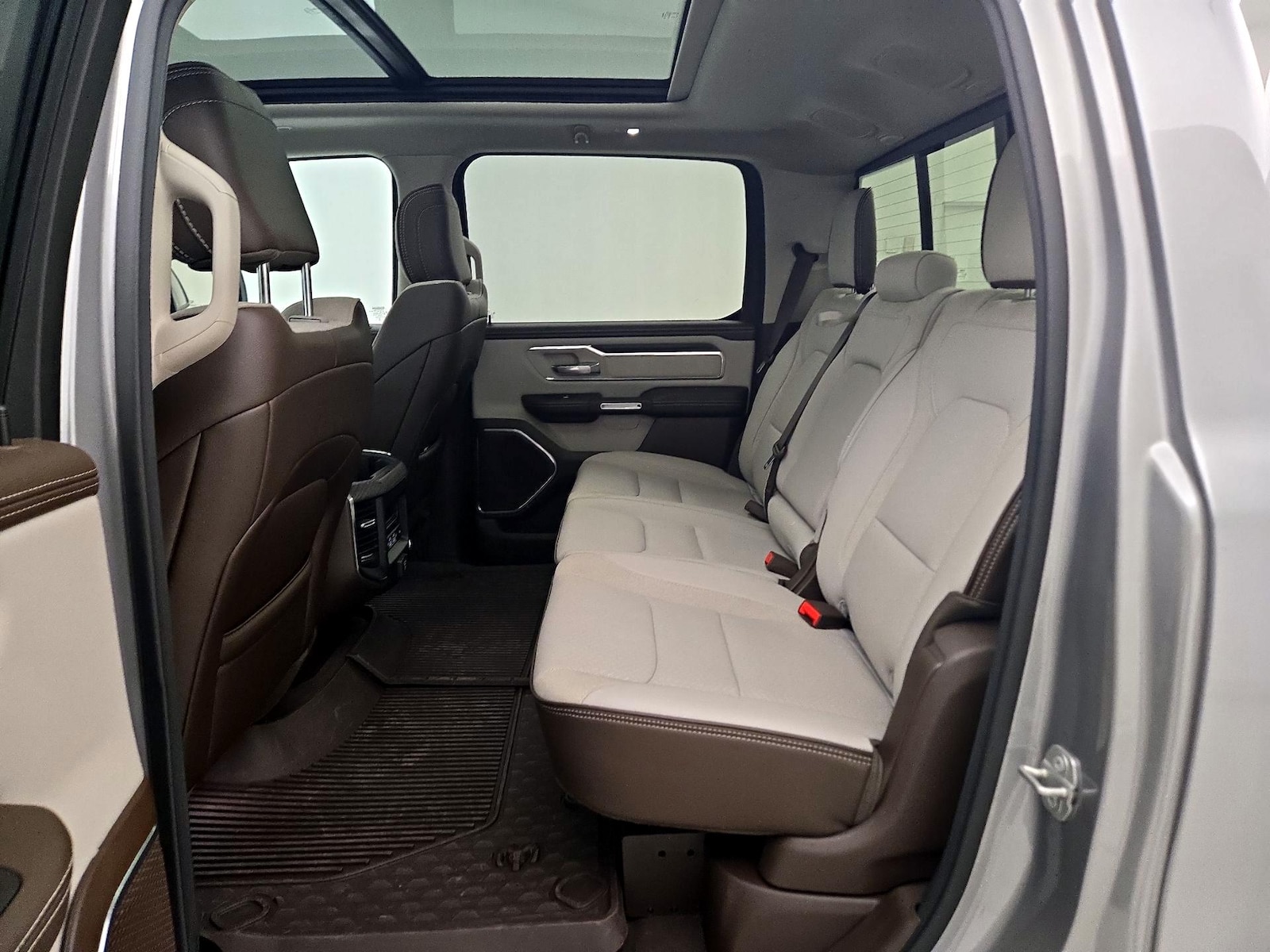 2025 RAM Ram 1500 Pickup Laramie - Photo 22
