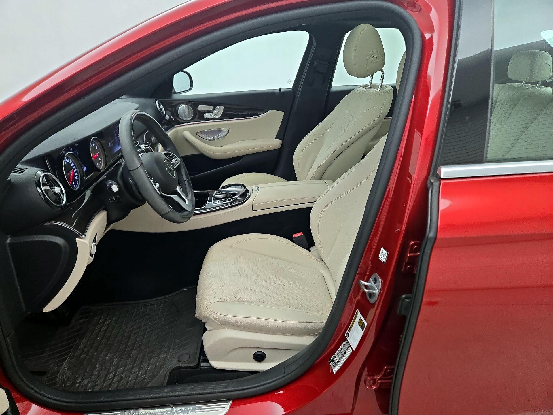Thumbnail: 2019 Mercedes-Benz E-Class - 11