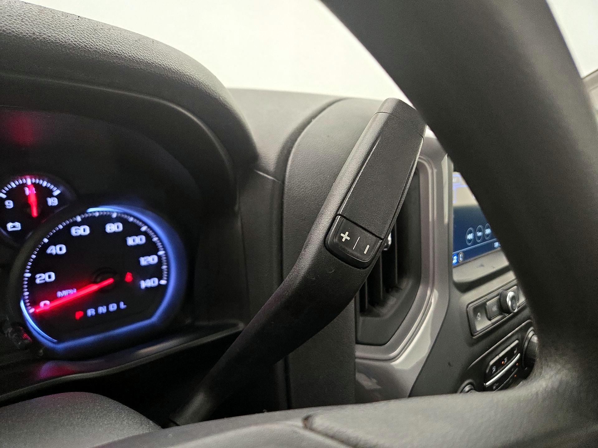 Thumbnail: 2019 Chevrolet Silverado 1500 - 17