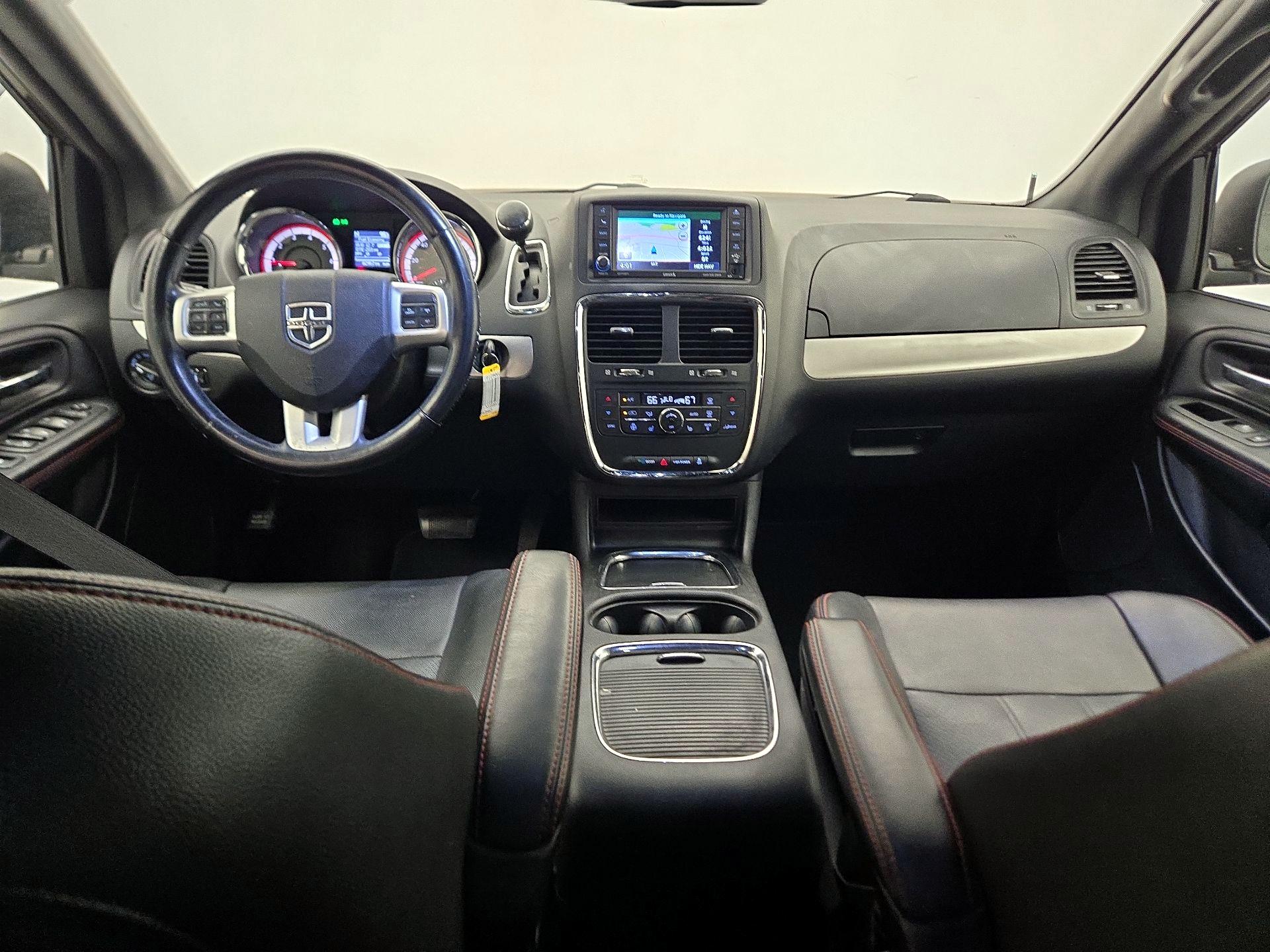 Thumbnail: 2020 Dodge Grand Caravan - 9