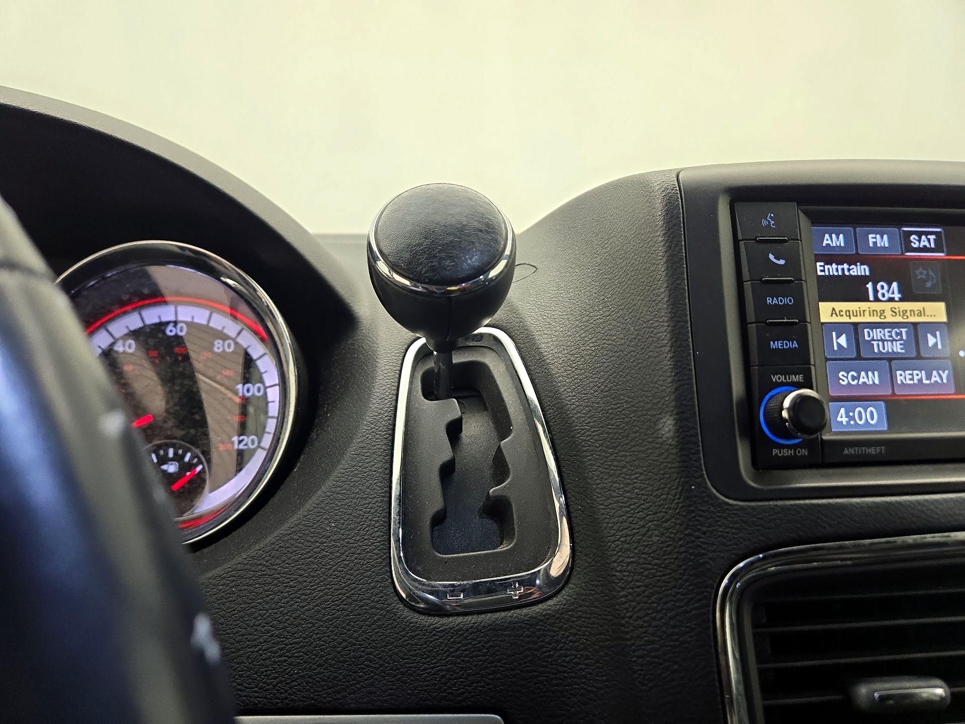 Thumbnail: 2020 Dodge Grand Caravan - 18